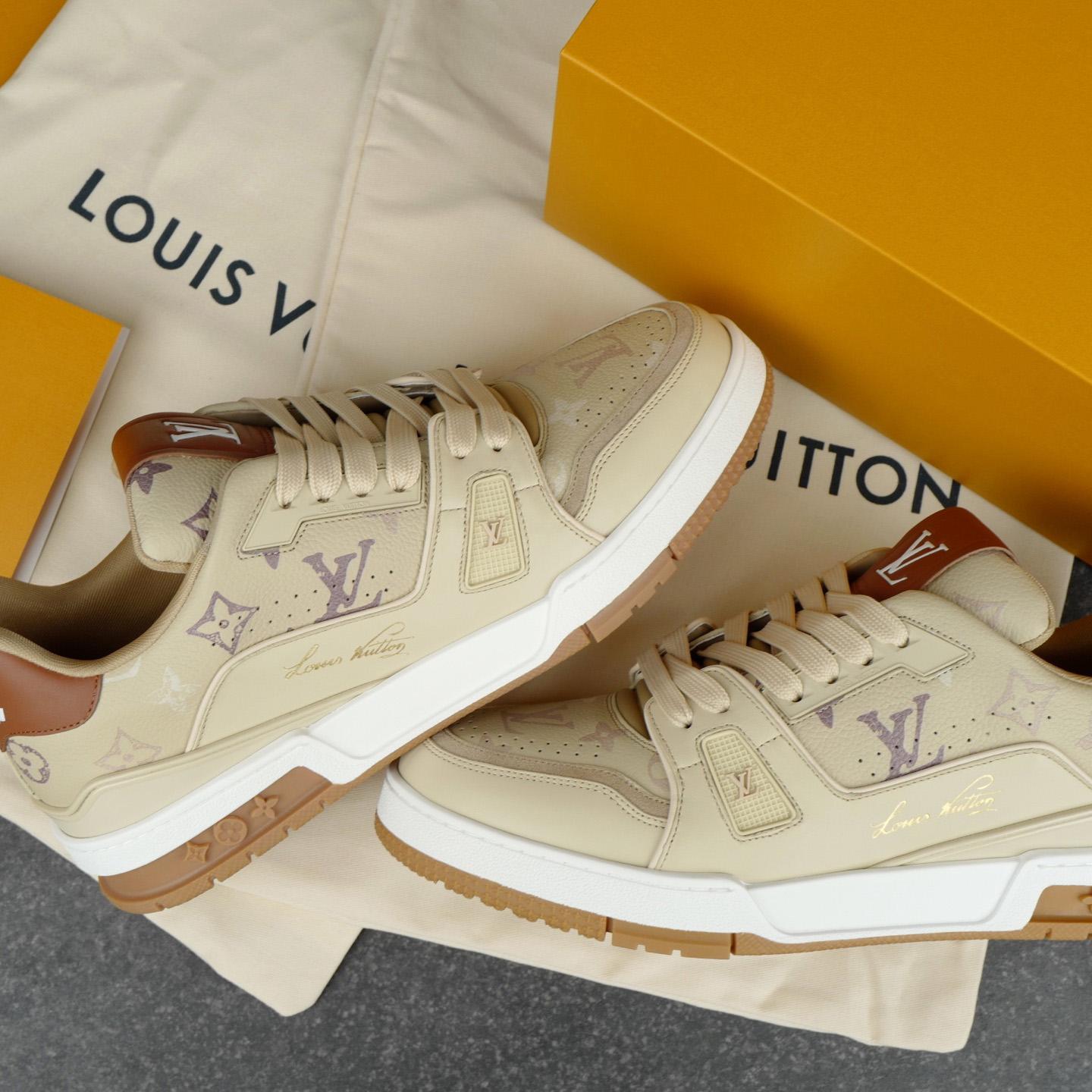 Louis Vuitton LV Trainer Sneaker 1AKDJM（upon uk size） - DesignerGu