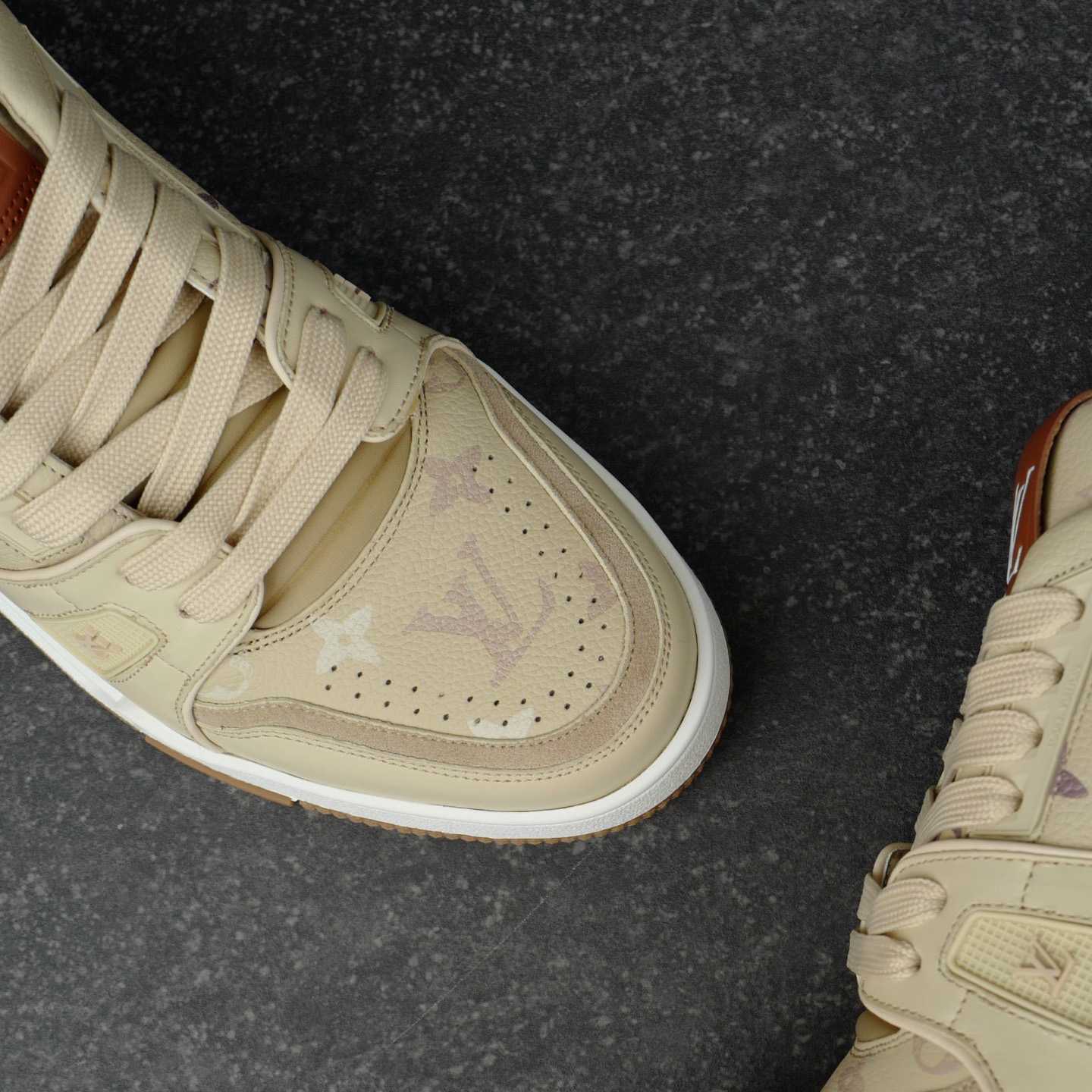Louis Vuitton LV Trainer Sneaker 1AKDJM（upon uk size） - DesignerGu