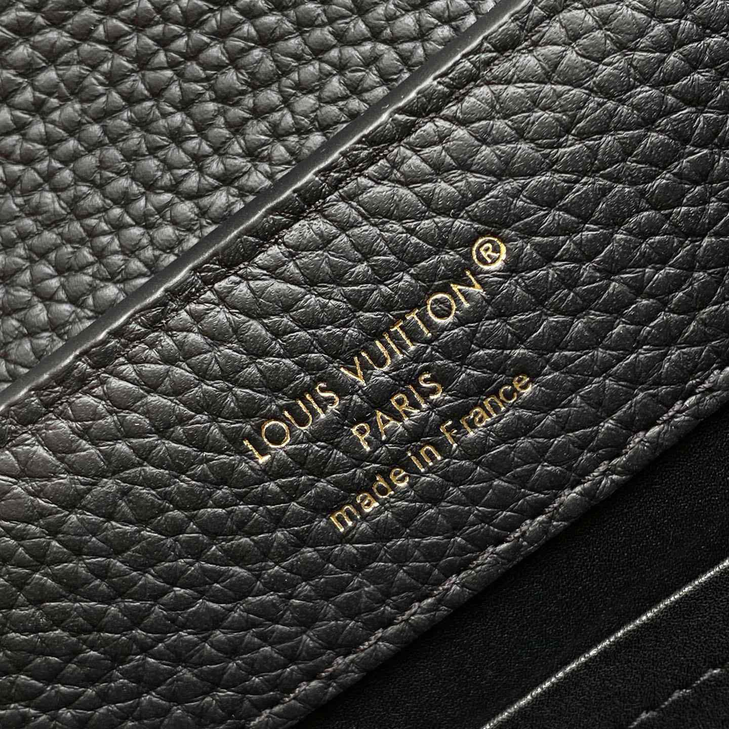 Louis Vuitton Capucines BB M28455 - DesignerGu