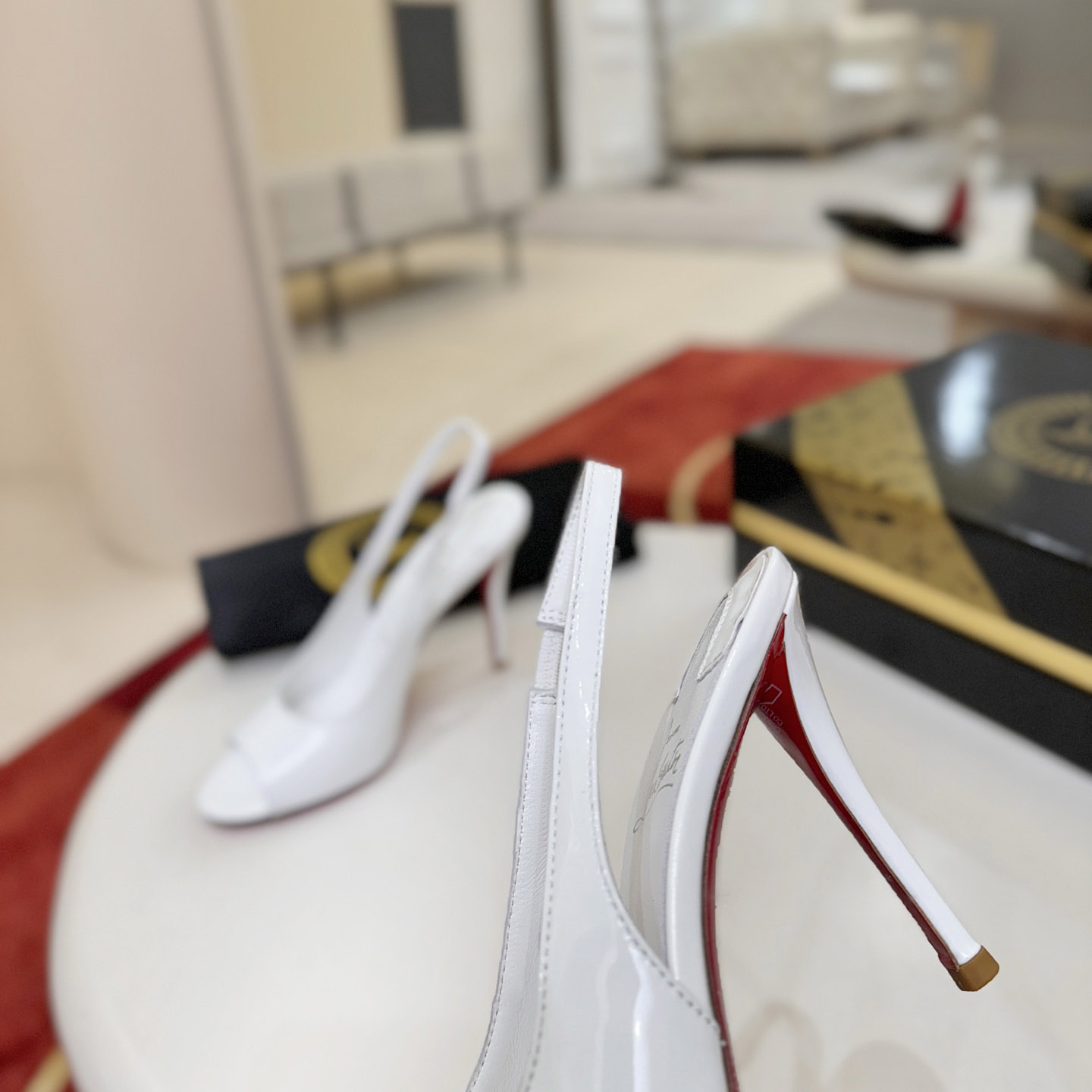 Christian Louboutin Sofia Z - DesignerGu