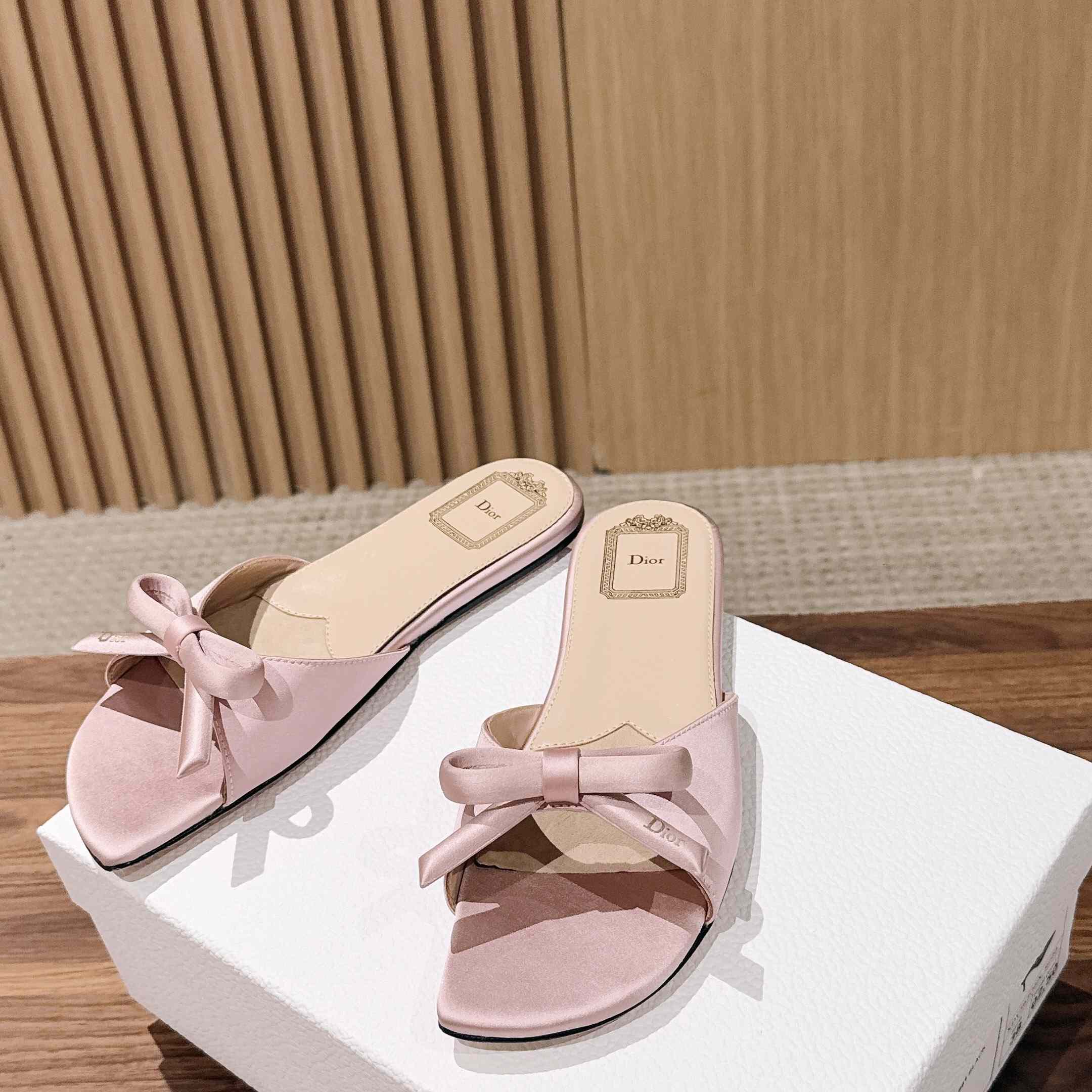 Dior Bow Slide - DesignerGu