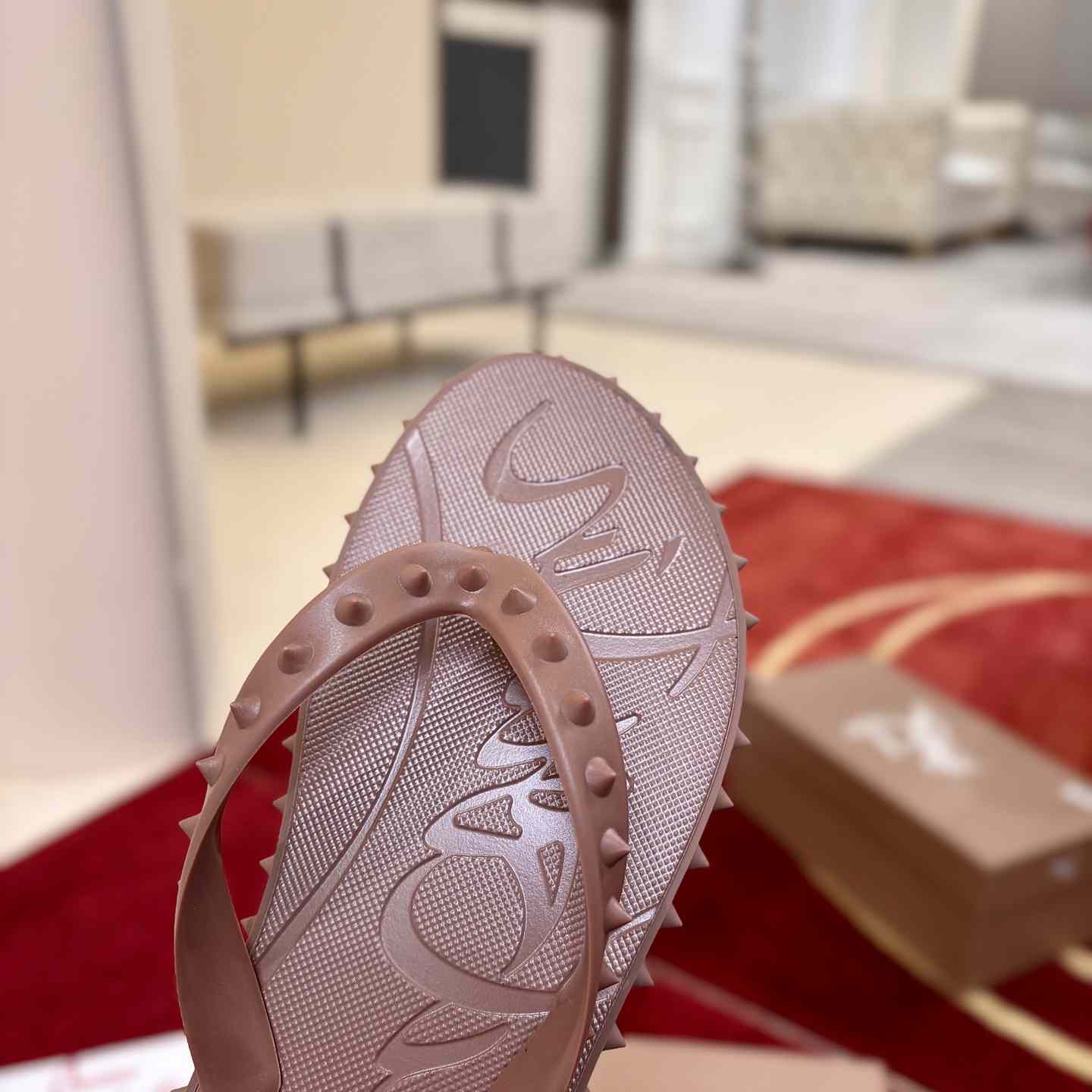 Christian Louboutin Super Loubi Flip Flops - DesignerGu