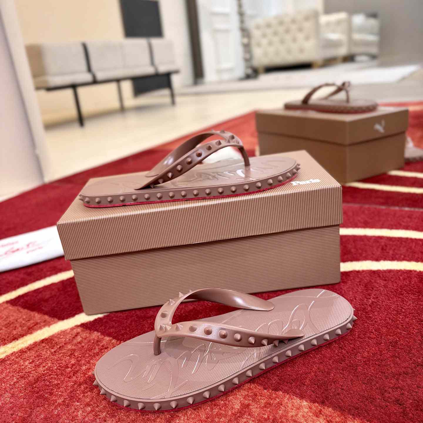 Christian Louboutin Super Loubi Flip Flops - DesignerGu