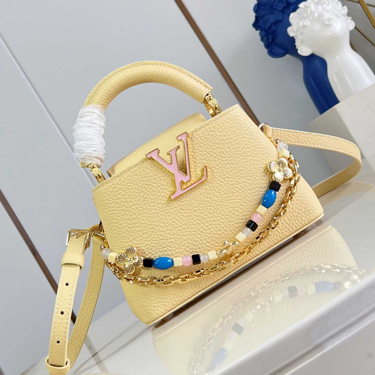 Louis Vuitton Capucines Mini M28716 - DesignerGu