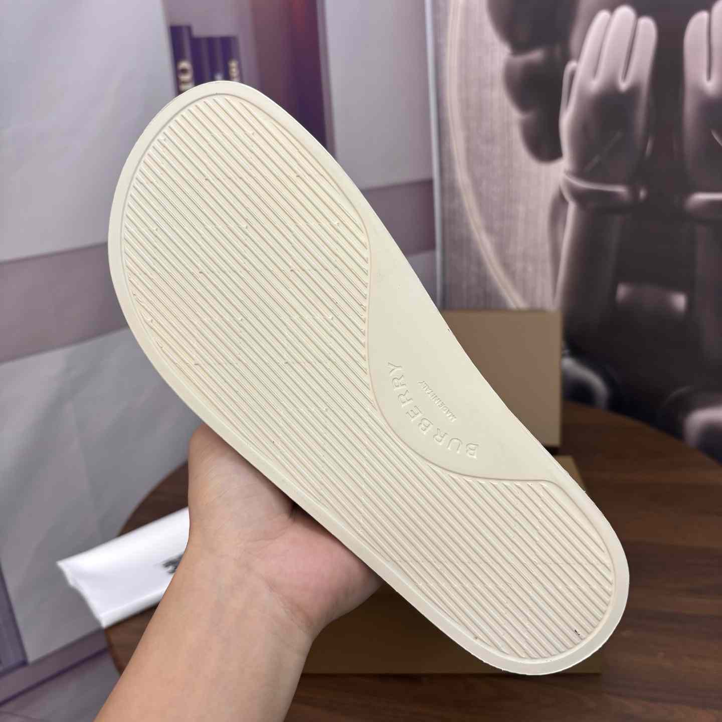Burberry Check Slides - DesignerGu