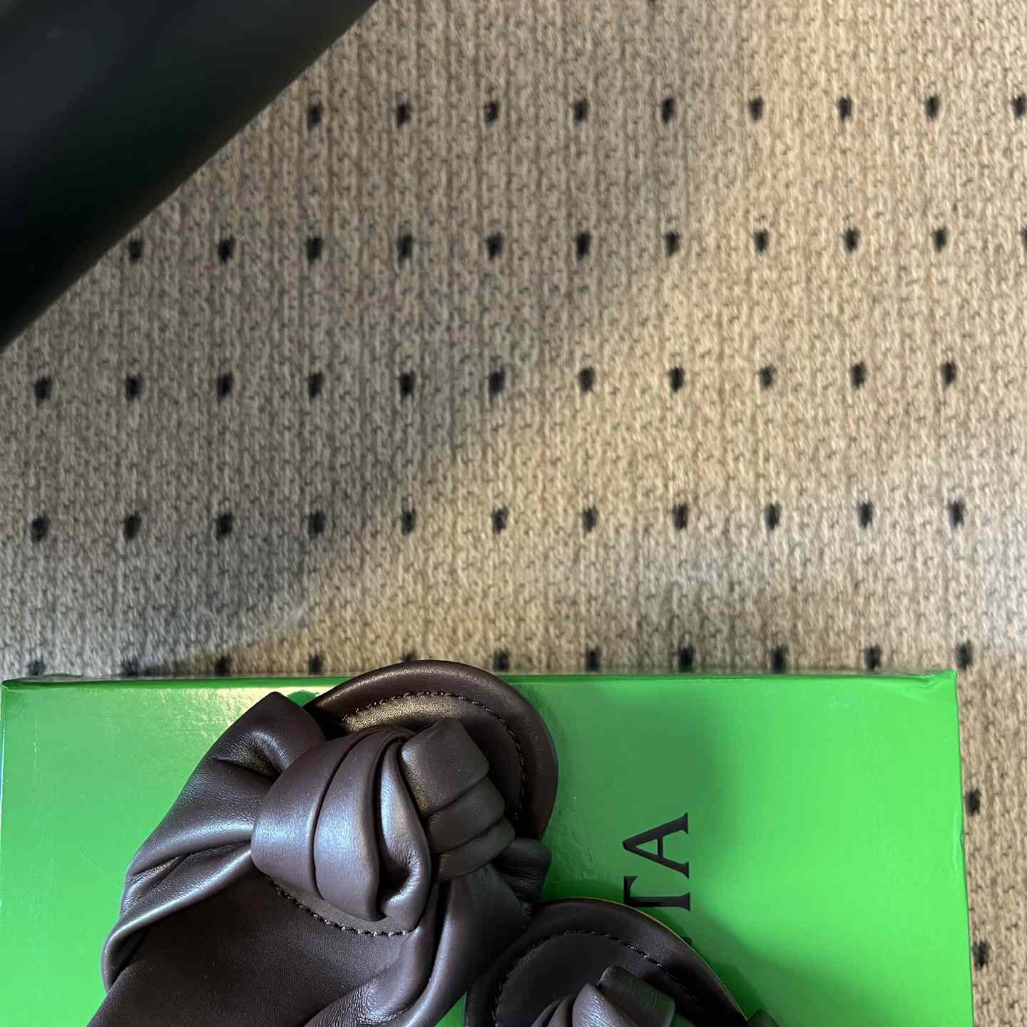 Bottega Veneta Cherry Mule - DesignerGu