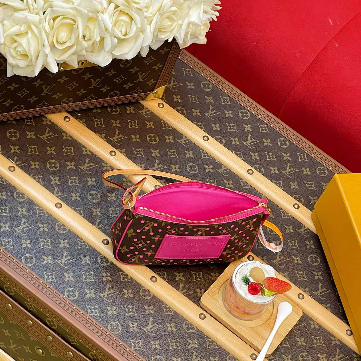 Louis Vuitton  Pochette Accessoires M29001 - DesignerGu
