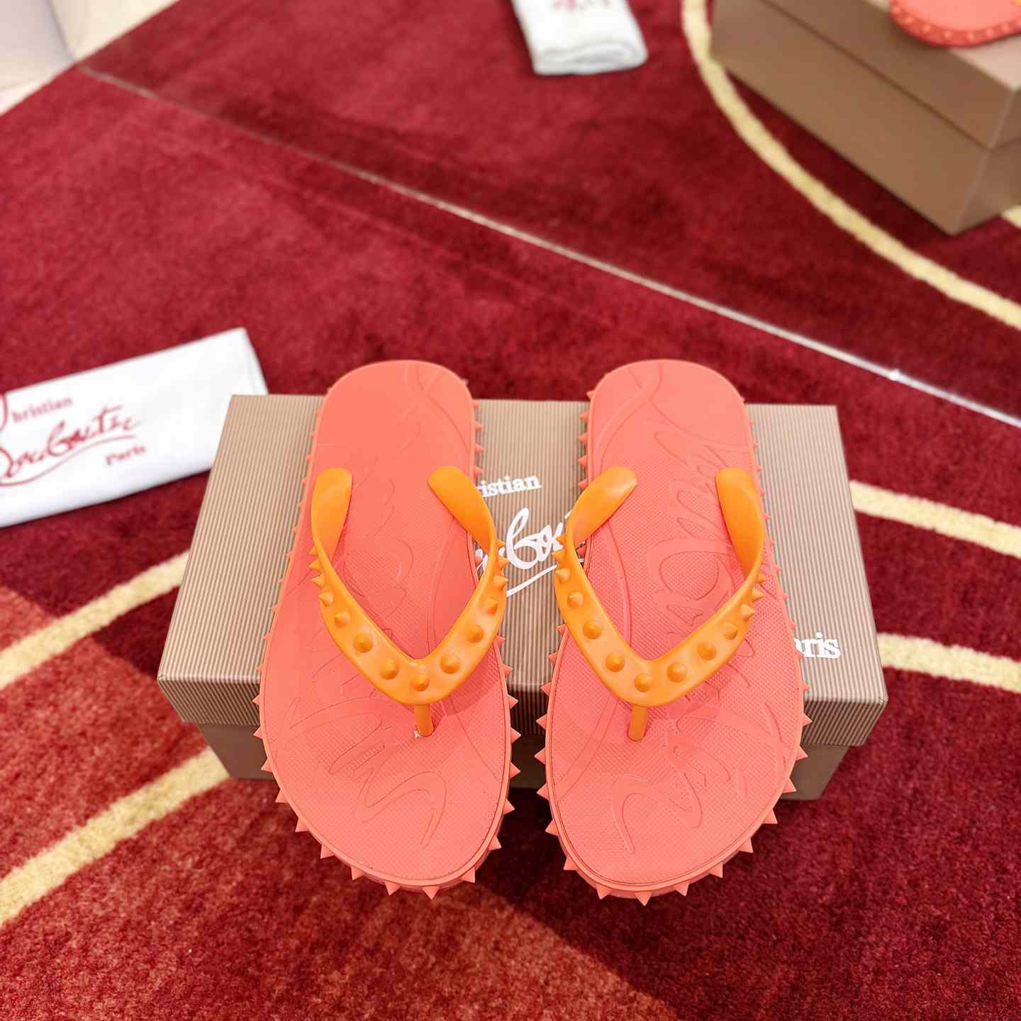 Christian Louboutin Super Loubi Flip Flops - DesignerGu