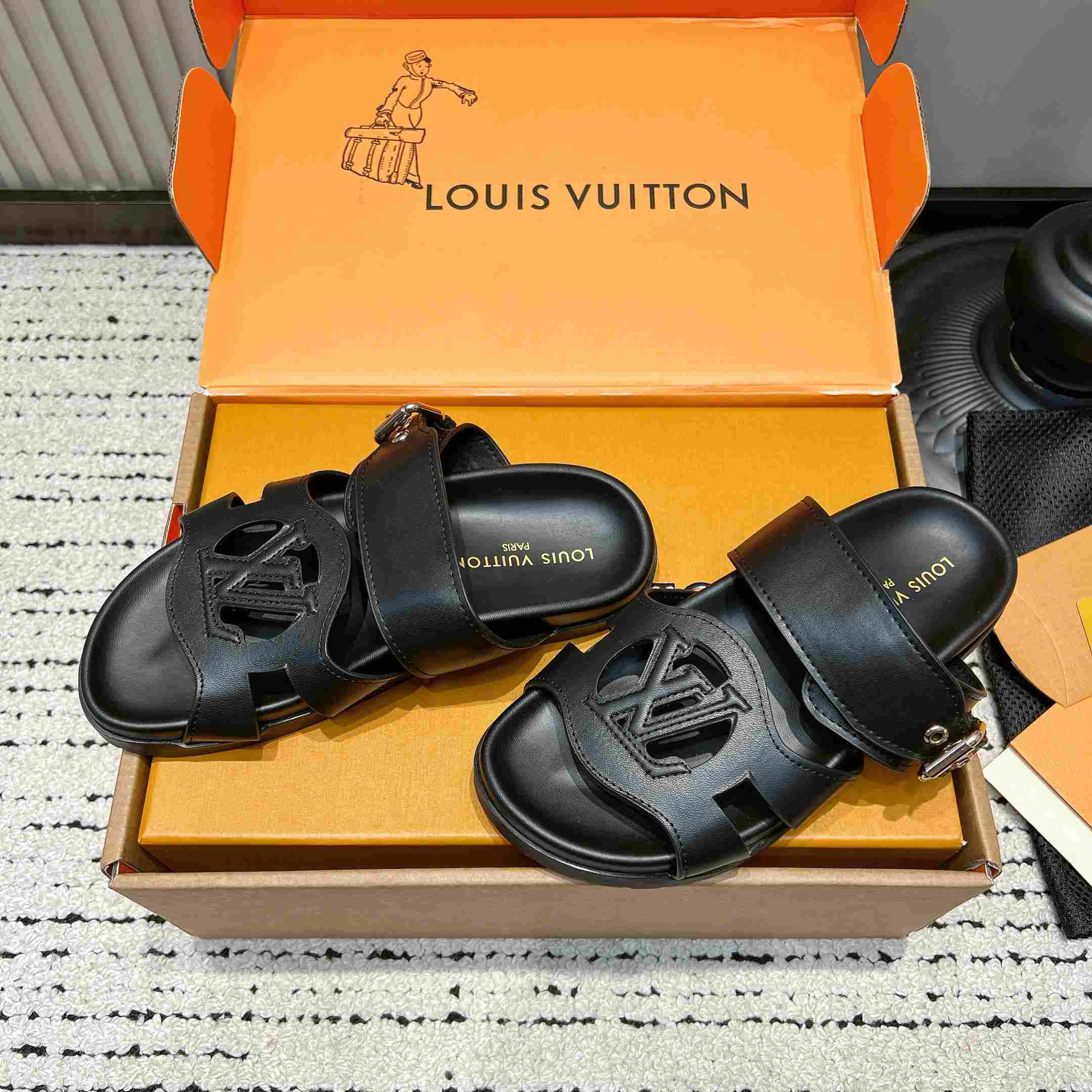 Louis Vuitton LV Isola Comfort Mule  - DesignerGu
