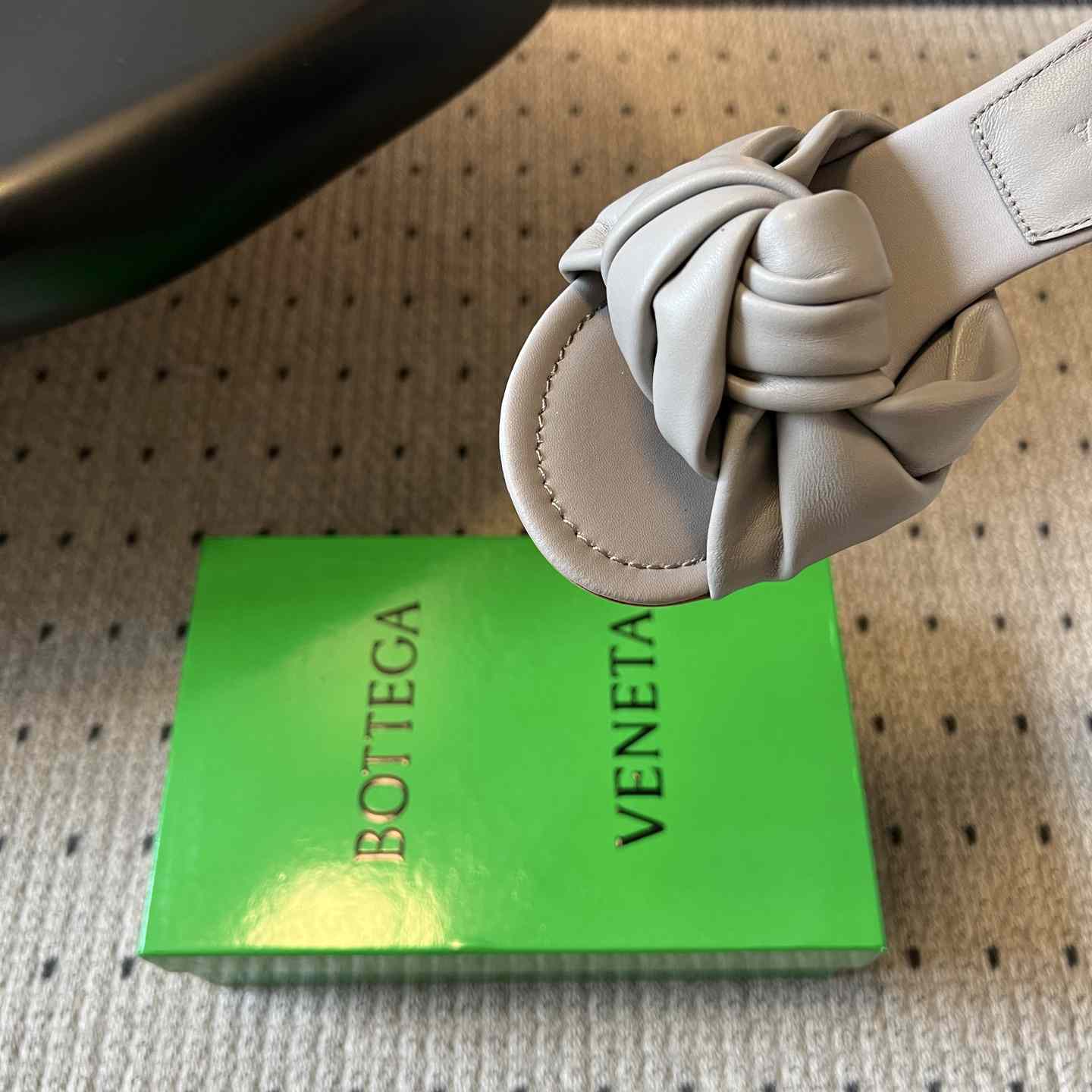 Bottega Veneta Cherry Mule - DesignerGu