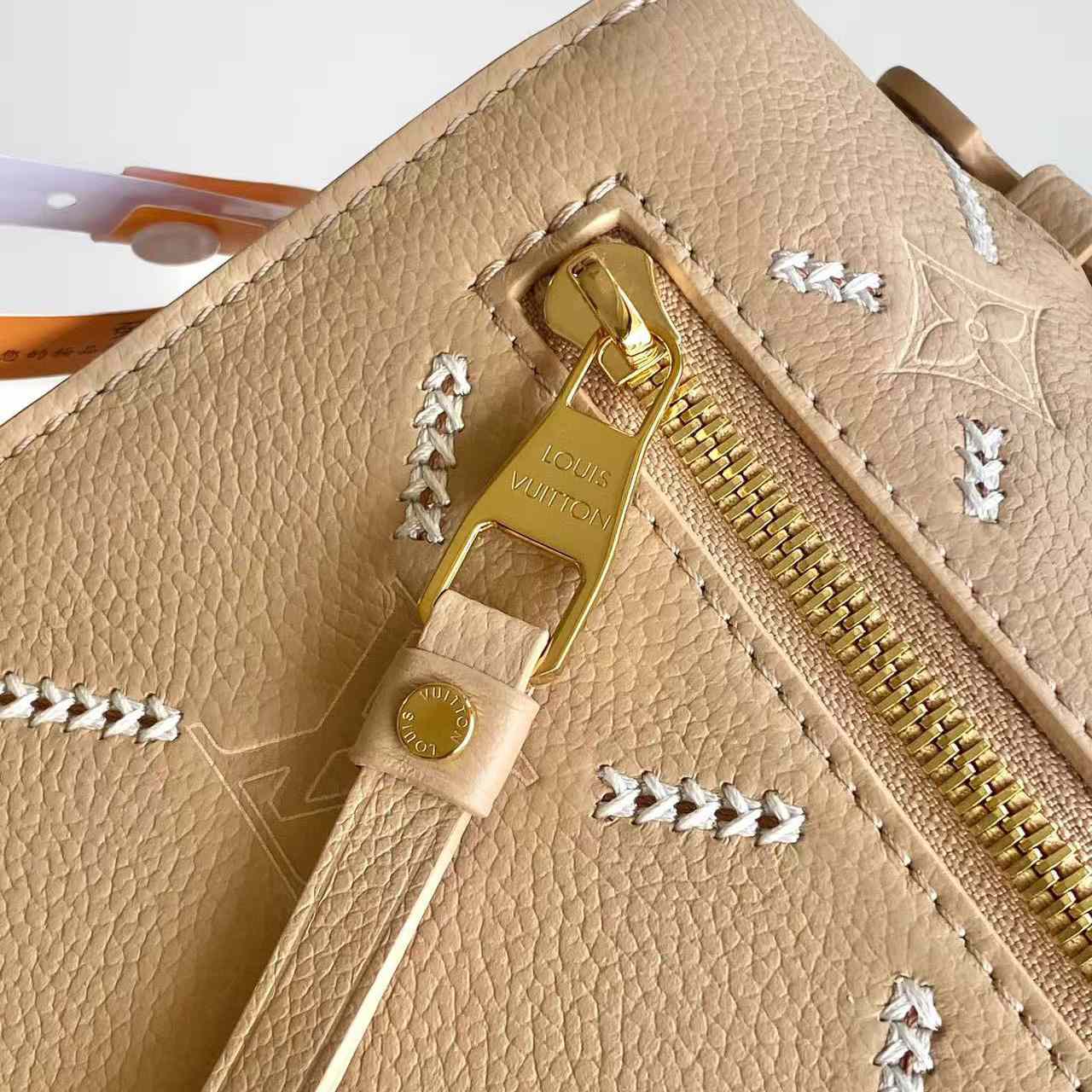 Louis Vuitton Pochette Métis MM M29497 - DesignerGu