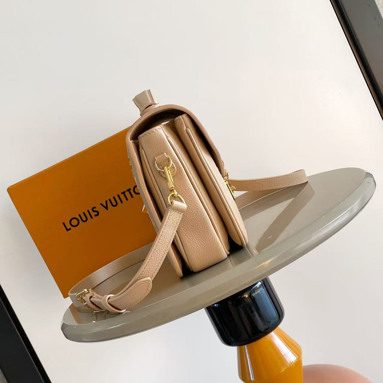 Louis Vuitton Pochette Métis MM M29497 - DesignerGu