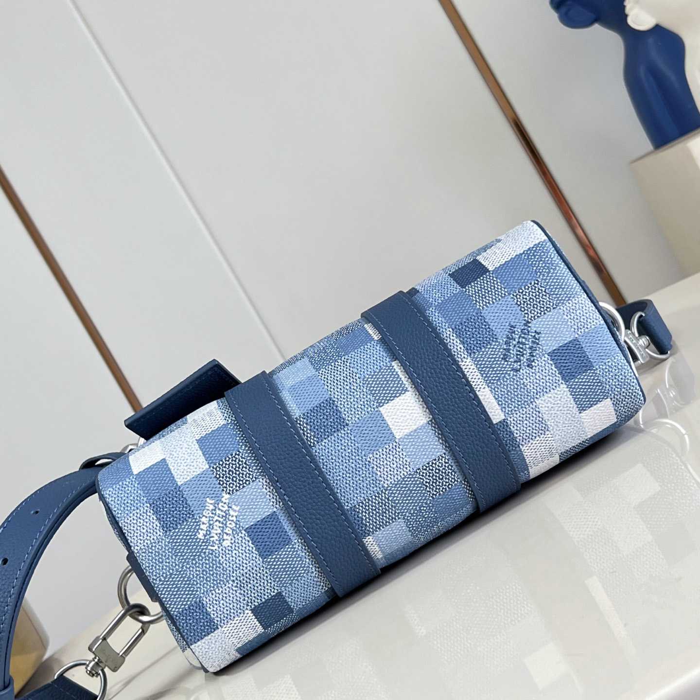 Louis Vuitton Keepall Bandoulière 25 M28600 - DesignerGu