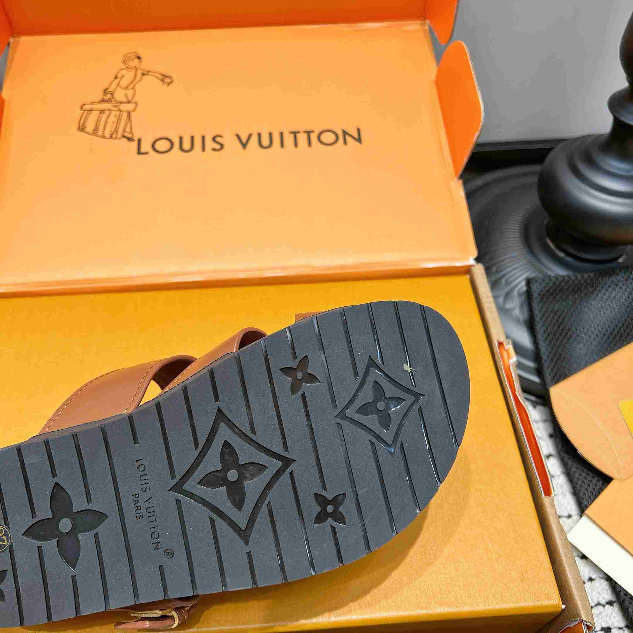 Louis Vuitton LV Isola Comfort Mule  - DesignerGu