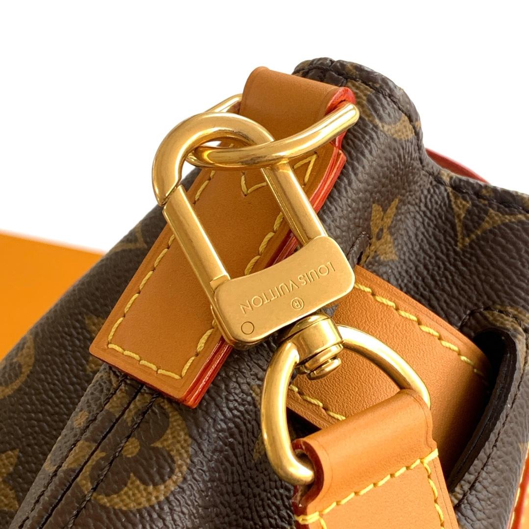 Louis Vuitton  Steamer 30 M25989 - DesignerGu