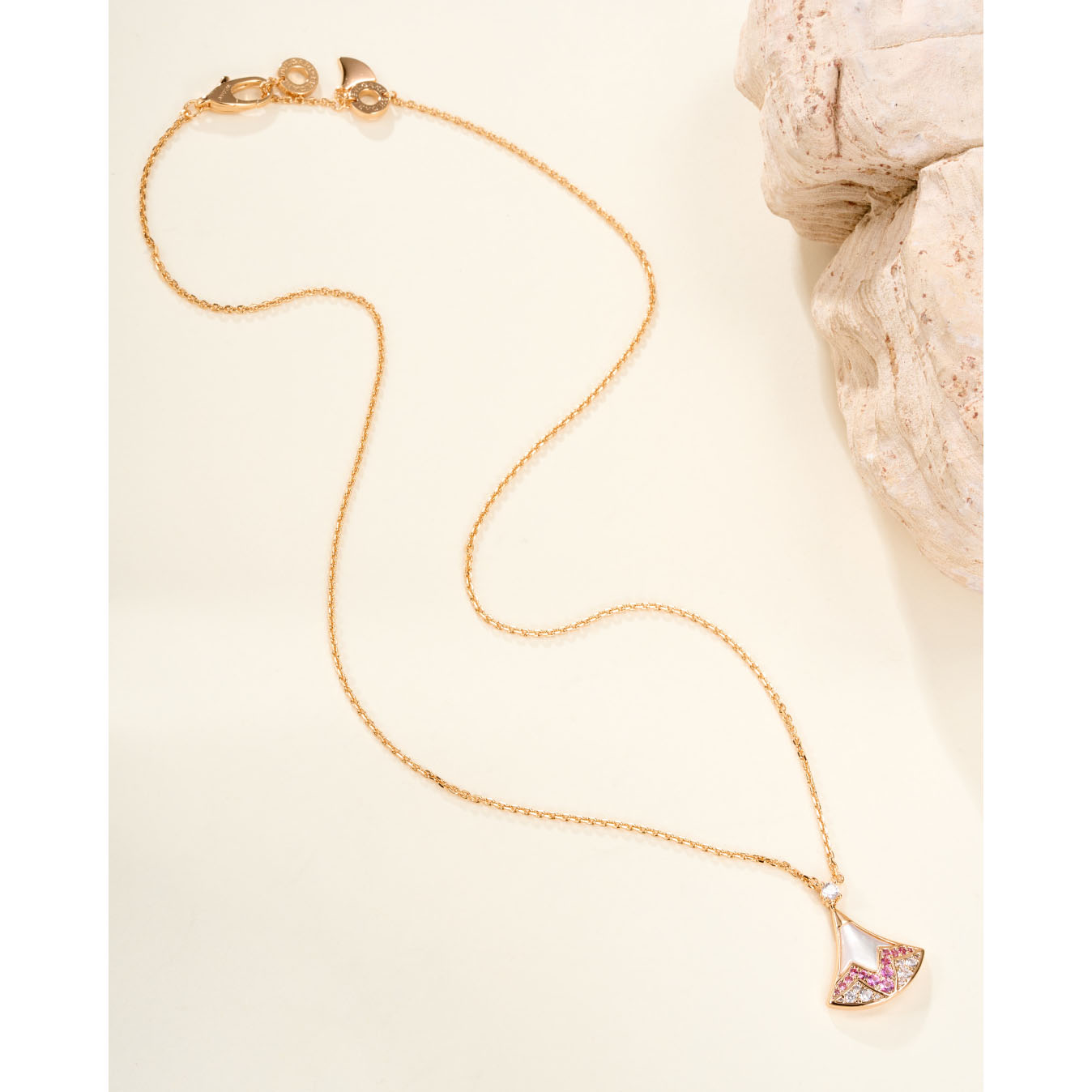 Bvlgari DIVAS’ DREAM Necklace - DesignerGu