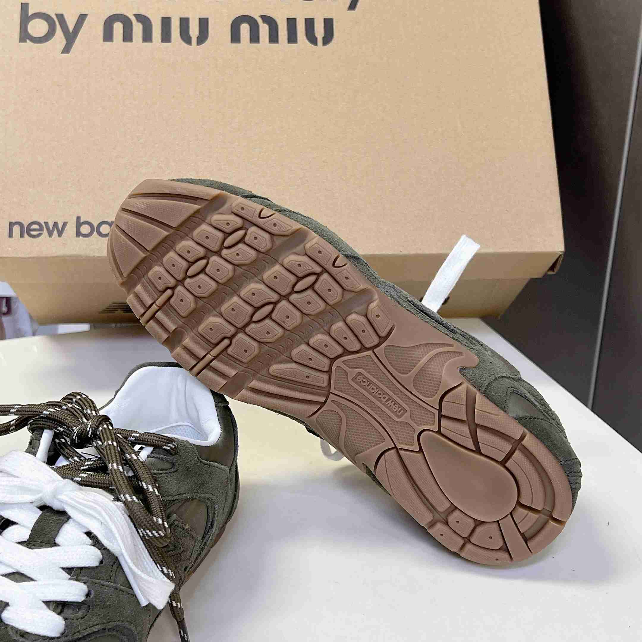 New Balance X Miu Miu 530 SL Technical Fabric And Suede Sneakers - DesignerGu