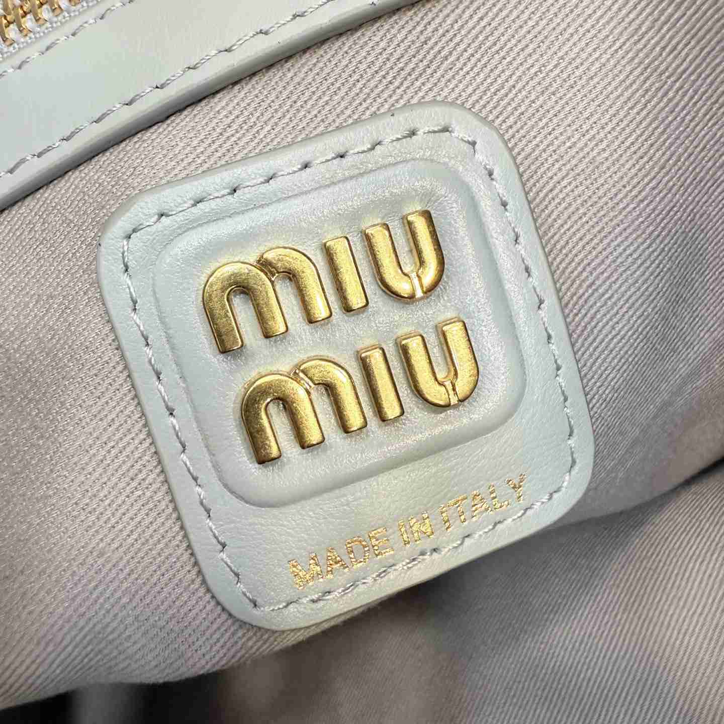 Miu Miu Ivy Suede Bag 5BG231 - DesignerGu