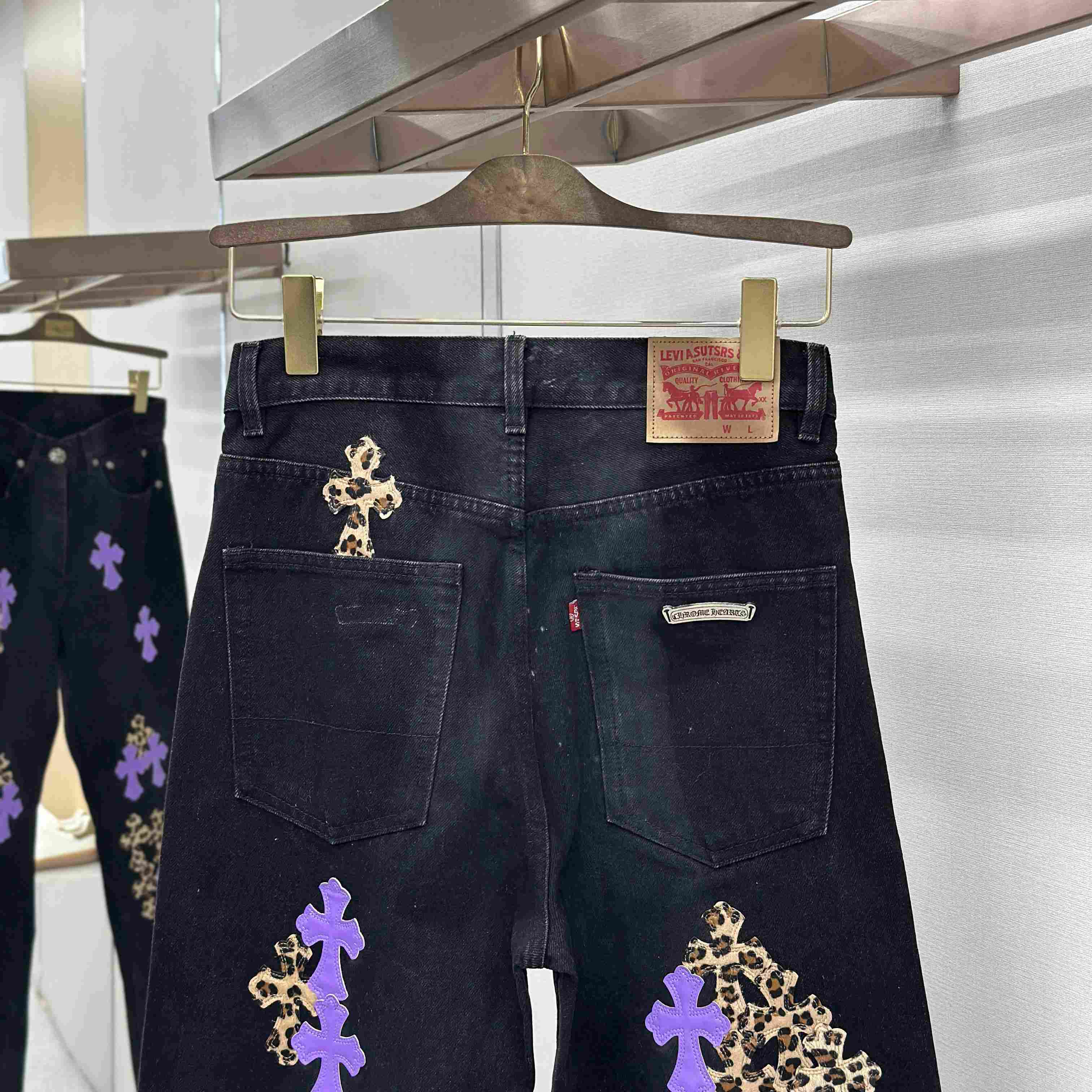 Chrome Hearts Jeans - DesignerGu
