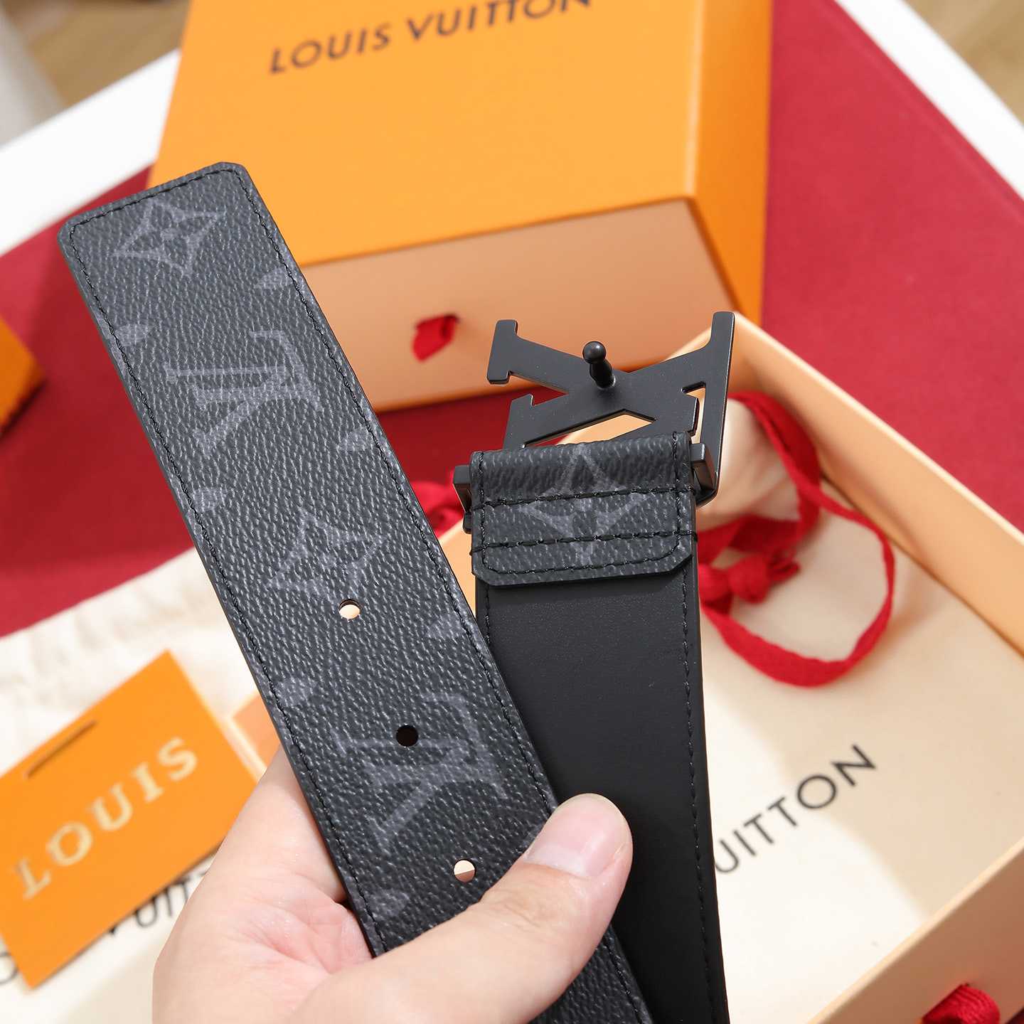 Louis Vuitton LV Pyramide 40mm Belt - DesignerGu