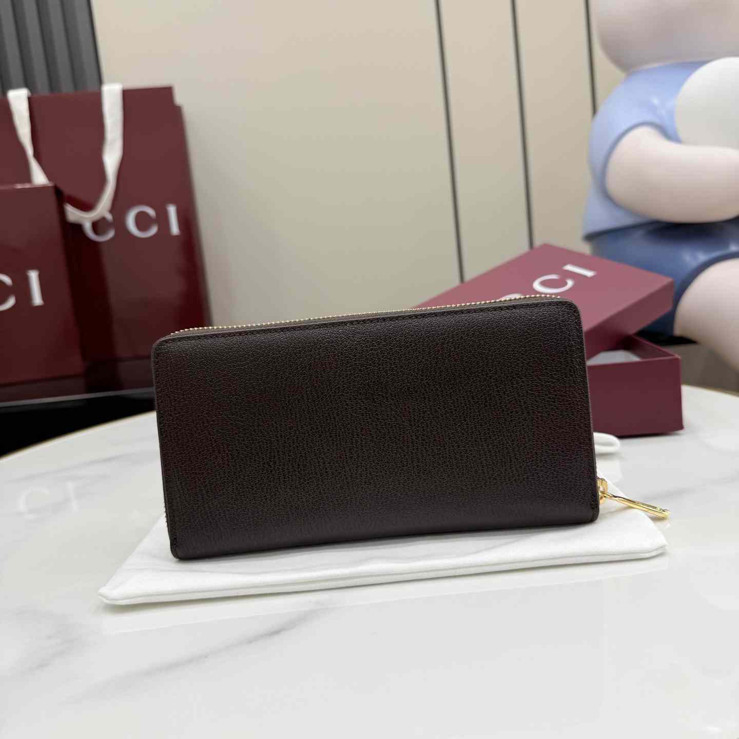 Gucci Lira Zip Around Wallet 867318 - DesignerGu