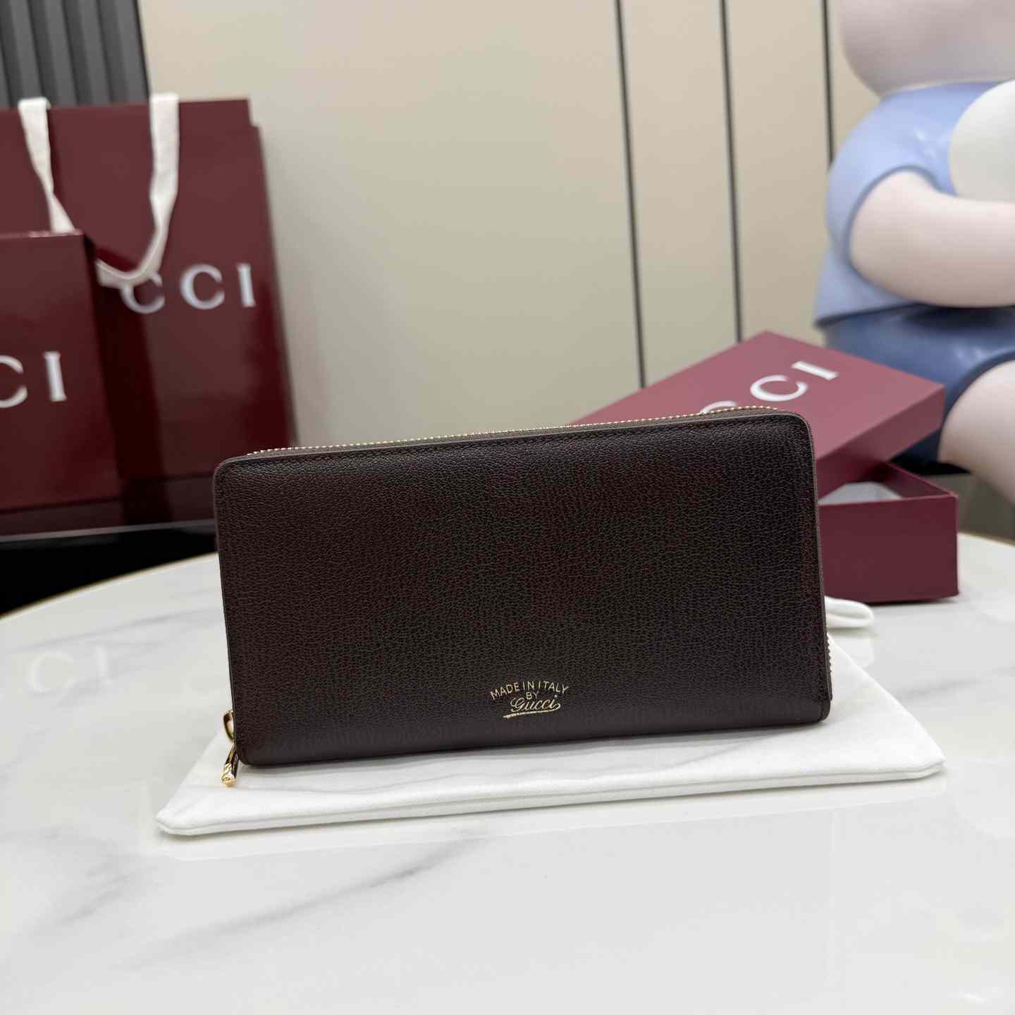 Gucci Lira Zip Around Wallet 867318 - DesignerGu