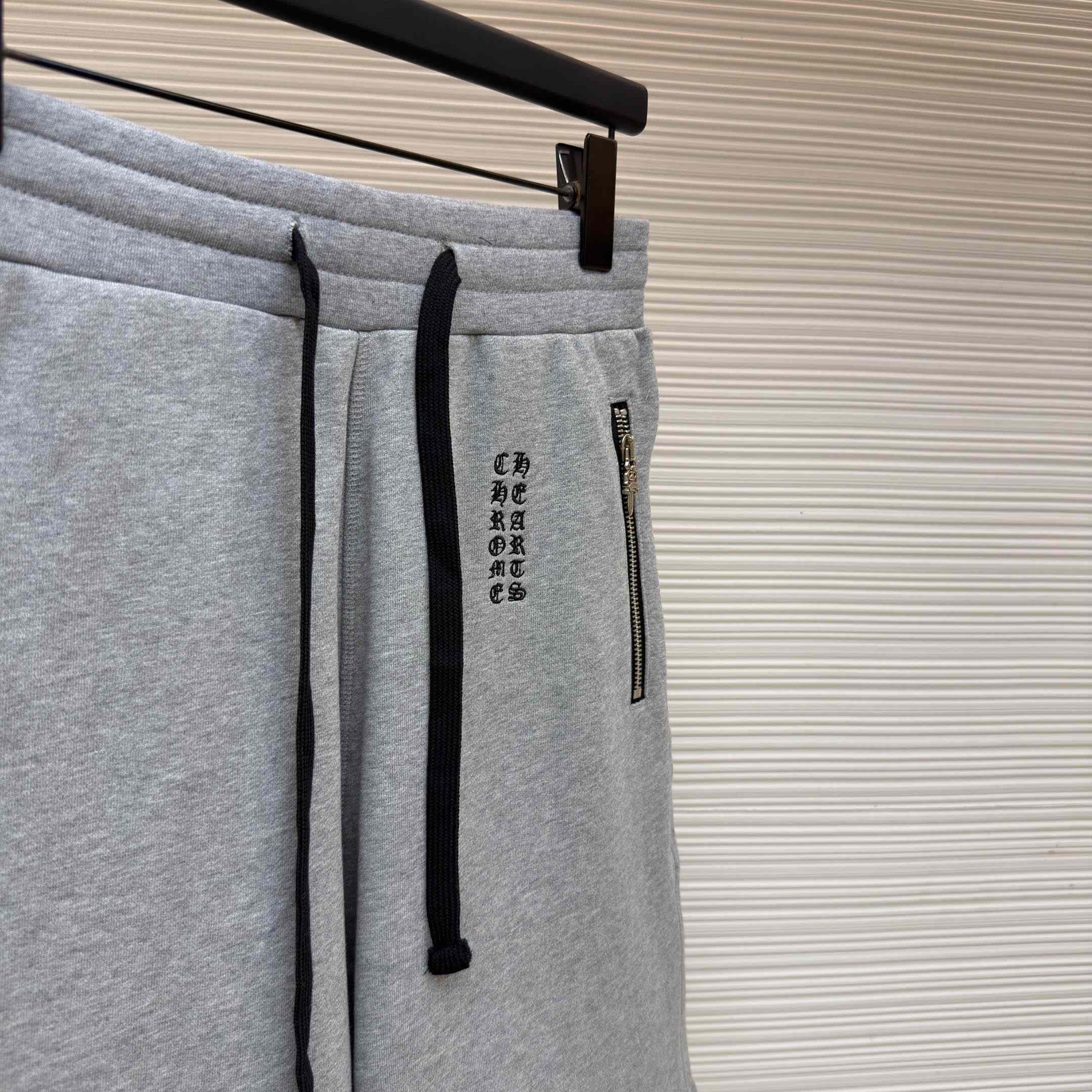 Chrome Hearts Dagger Sweat Shorts - DesignerGu