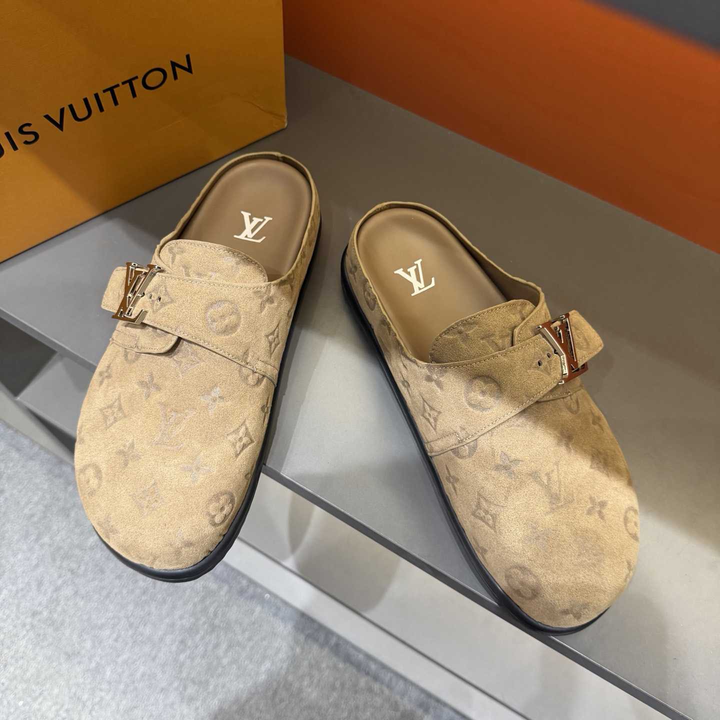Louis Vuitton LV Easy Mule   - DesignerGu