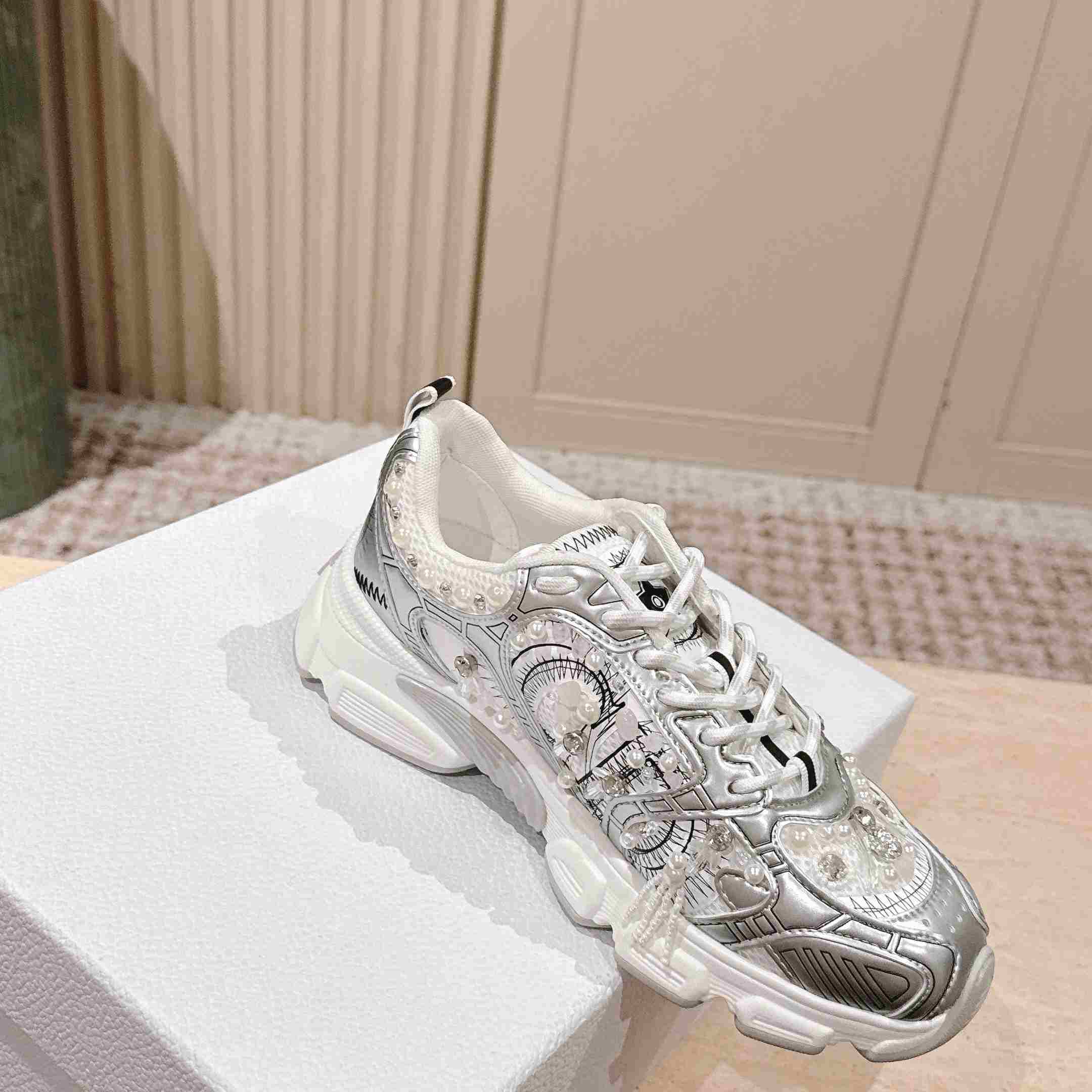 Dior Chrono Sneaker - DesignerGu