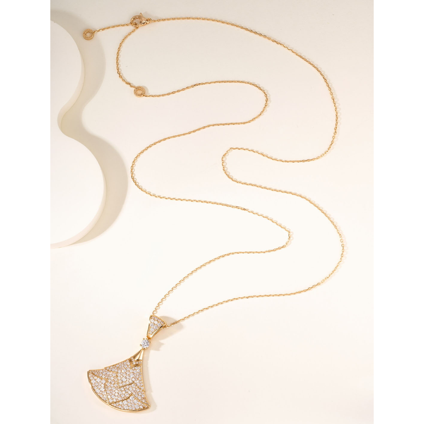 Bvlgari DIVAS’ DREAM Necklace - DesignerGu