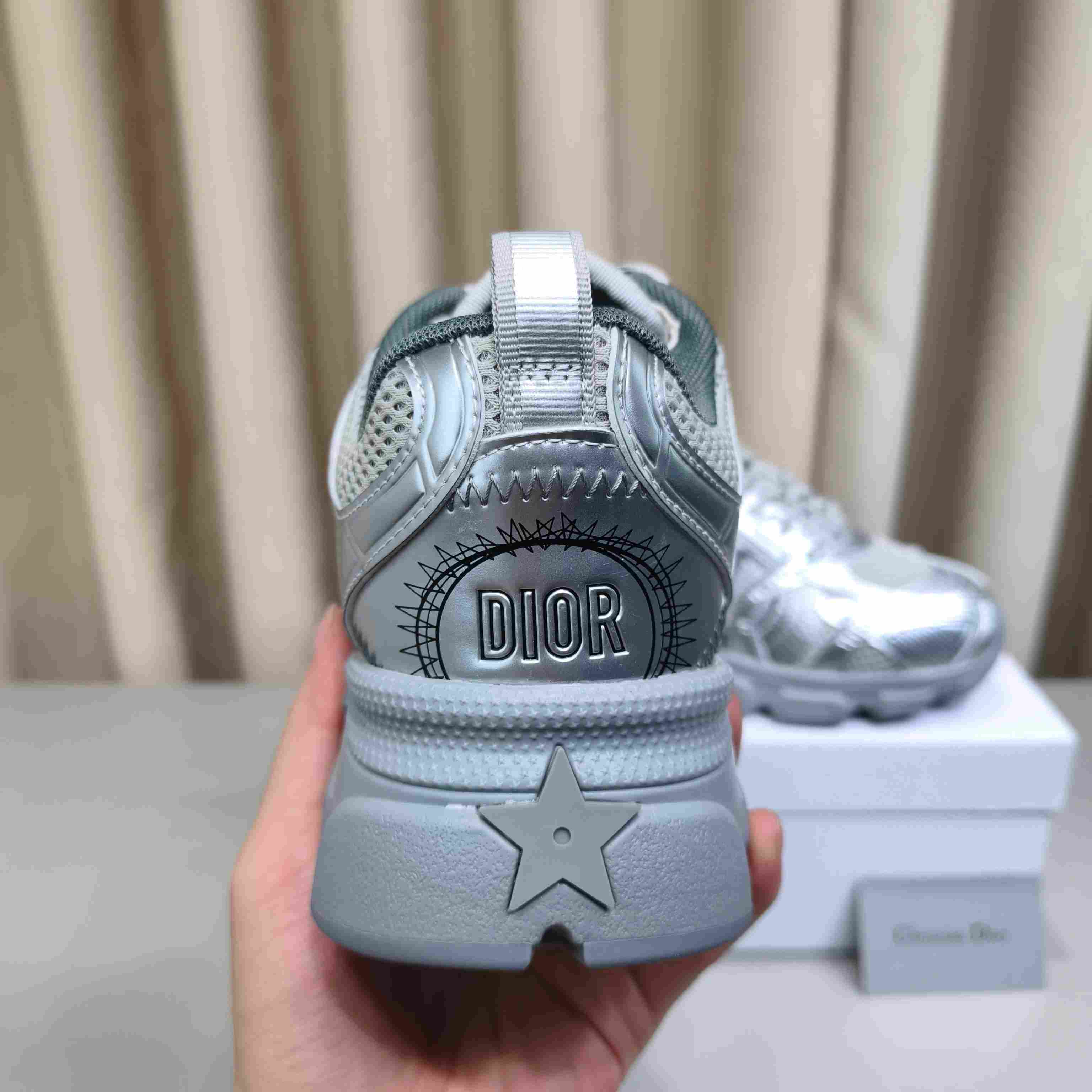 Dior Chrono Sneaker - DesignerGu