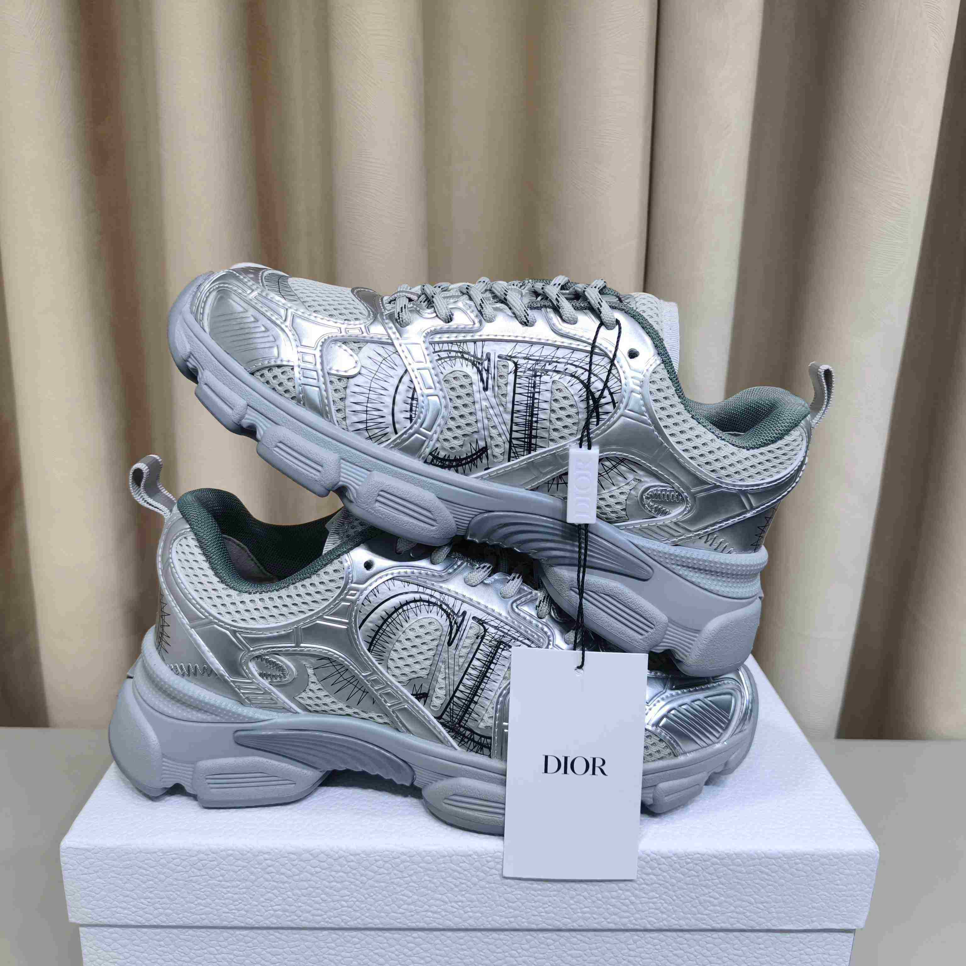 Dior Chrono Sneaker - DesignerGu
