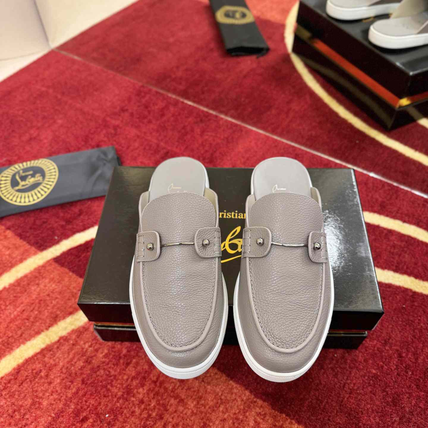 Christian Louboutin Chanme Donna Leather Boat Shoe Mules - DesignerGu