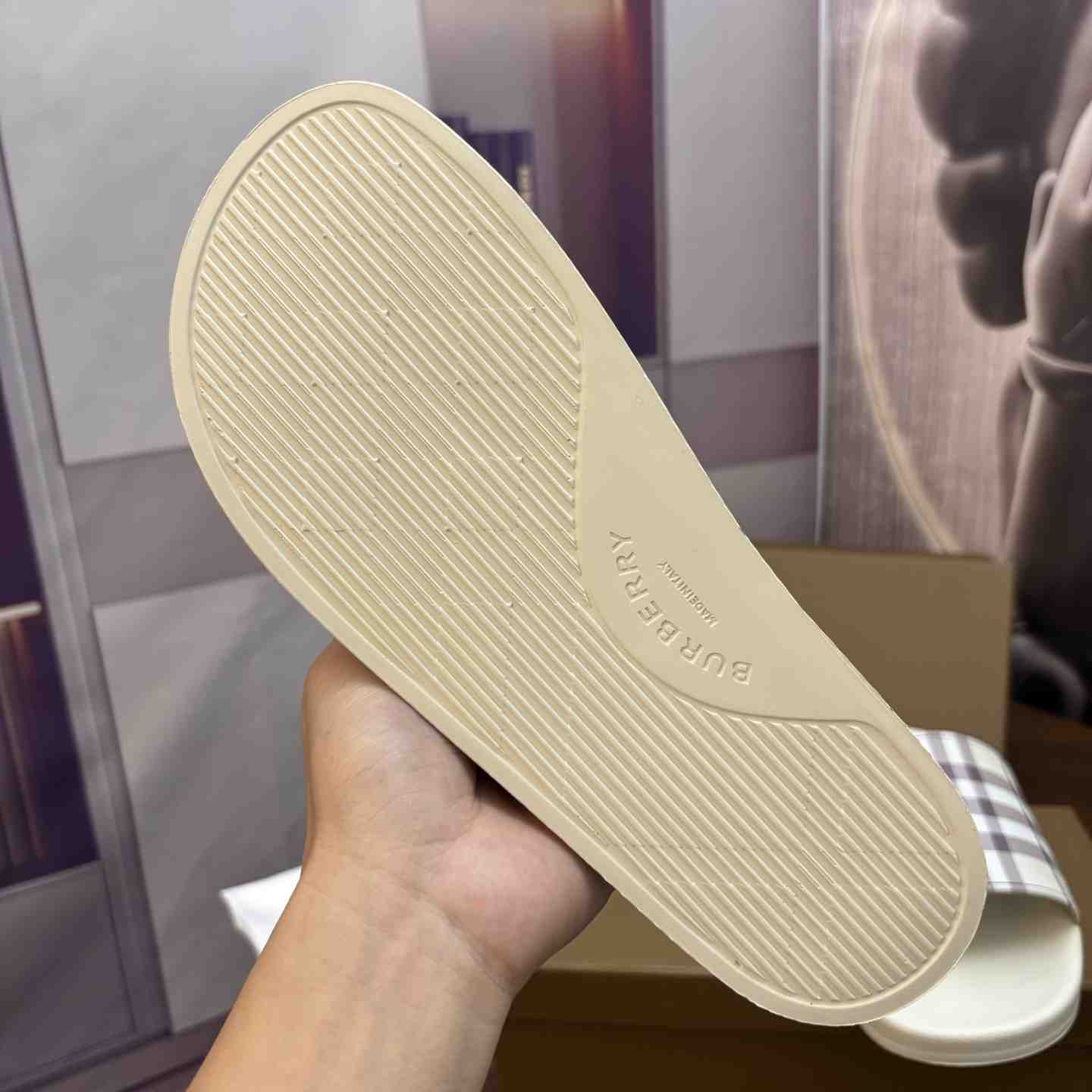 Burberry Check Slides - DesignerGu