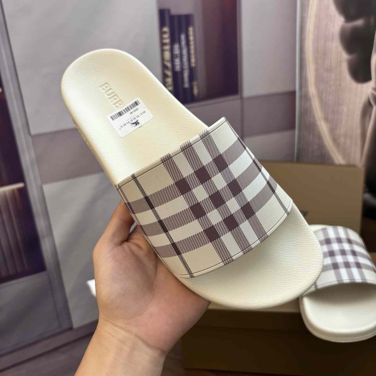 Burberry Check Slides - DesignerGu