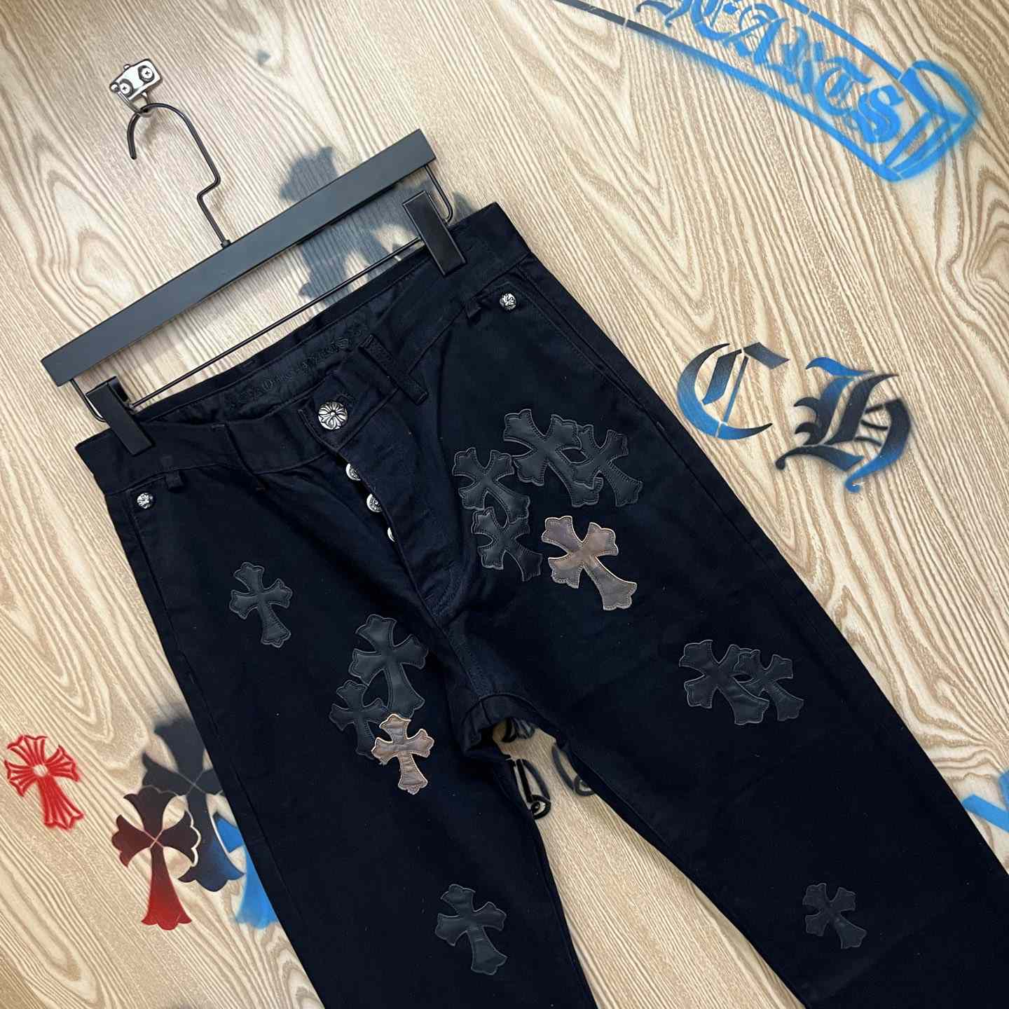 Chrome Hearts  Jeans  - DesignerGu