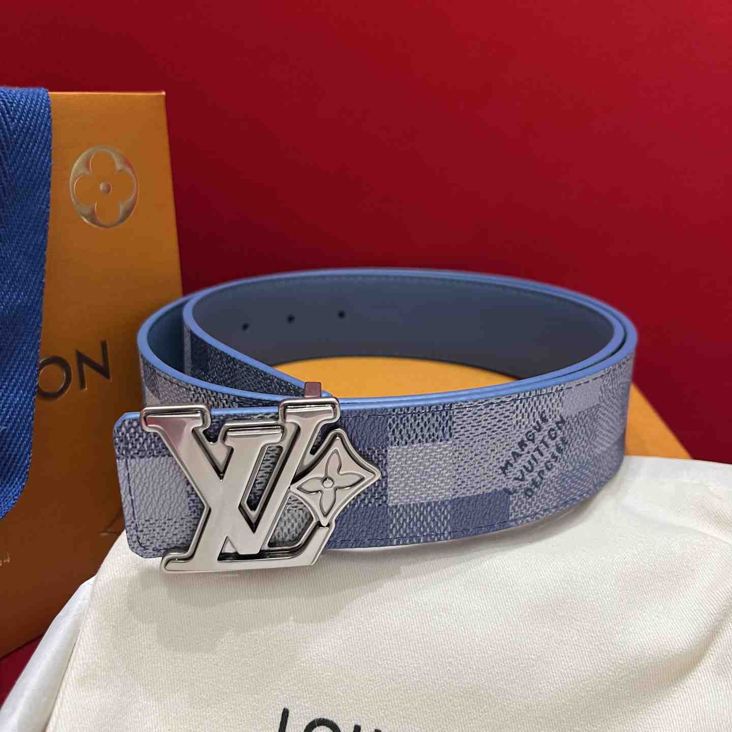 Louis Vuitton 40mm Reversible Belt - DesignerGu