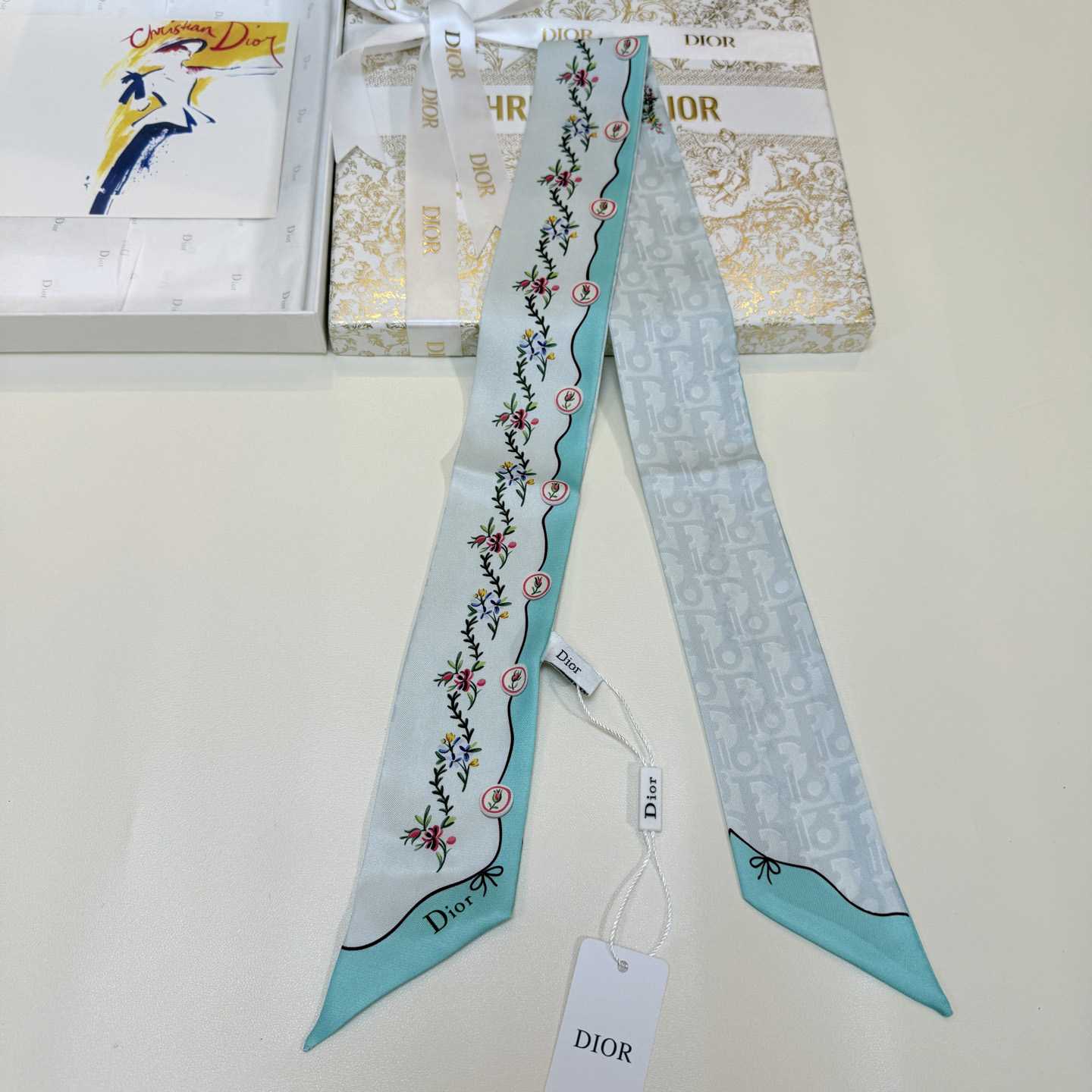 Dior Dioramour Revolution Flowers Mitzah Scarf - DesignerGu