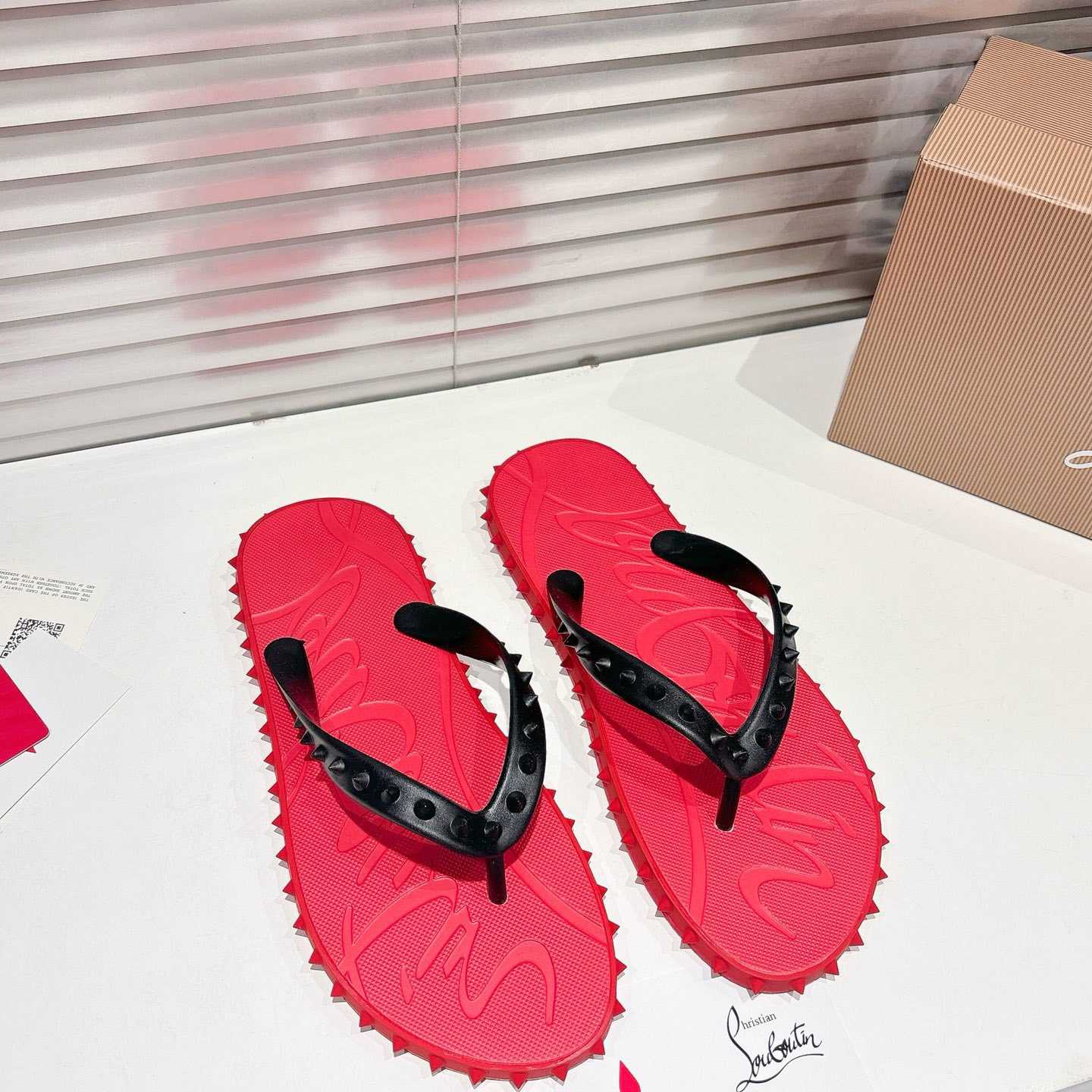 Christian Louboutin Super Loubi Flip Flops - DesignerGu