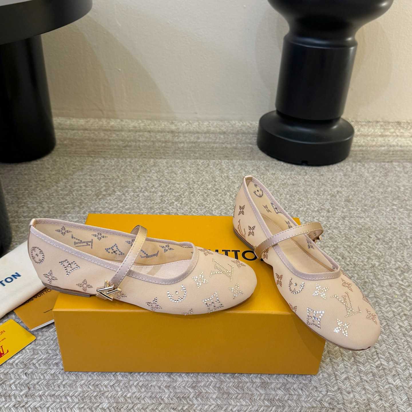 Louis Vuitton Romy Flat Ballerina - DesignerGu