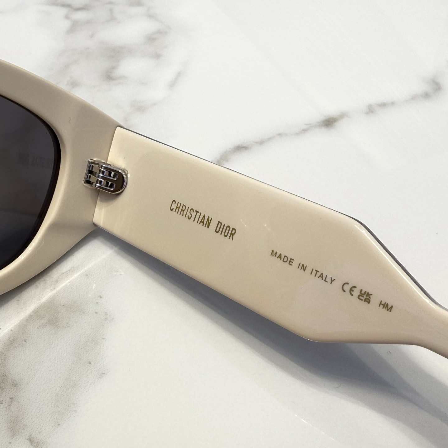 Dior Sunglasses - DesignerGu