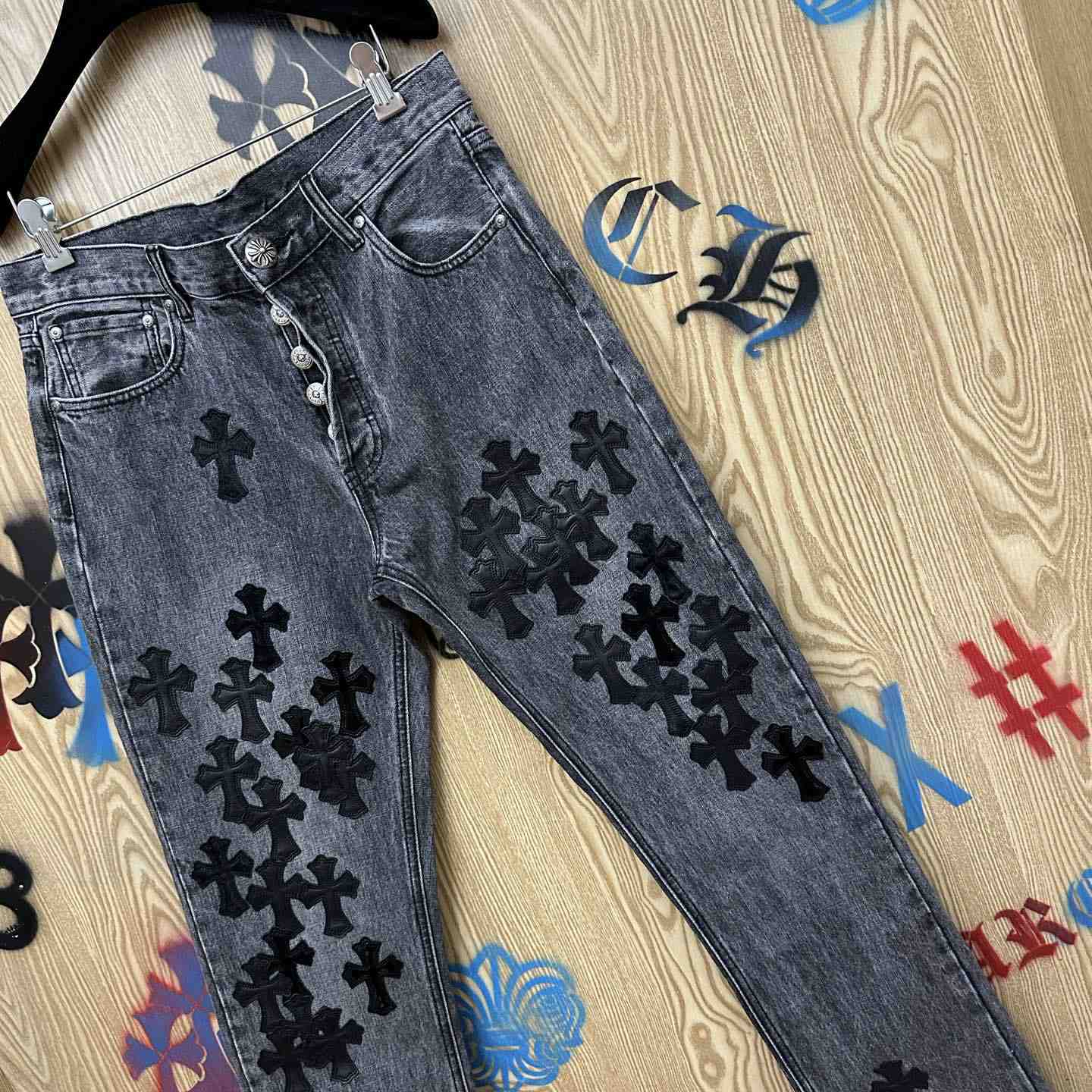 Chrome Hearts  Jeans  - DesignerGu