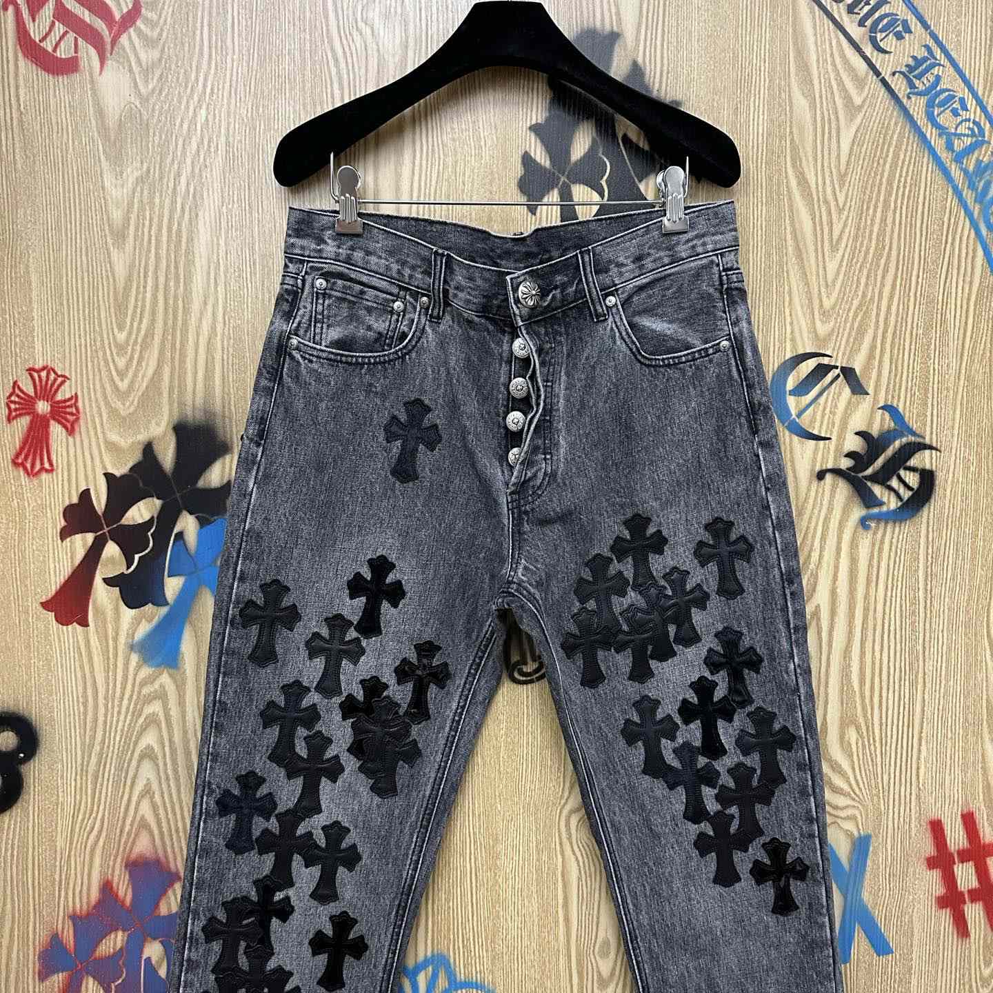 Chrome Hearts  Jeans  - DesignerGu