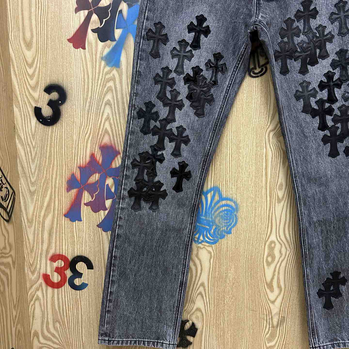 Chrome Hearts  Jeans  - DesignerGu