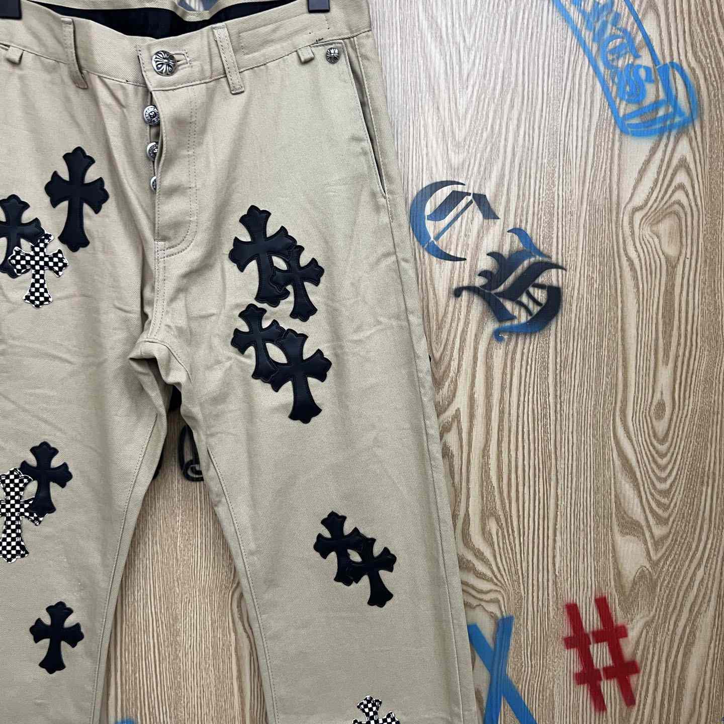 Chrome Hearts  Jeans  - DesignerGu