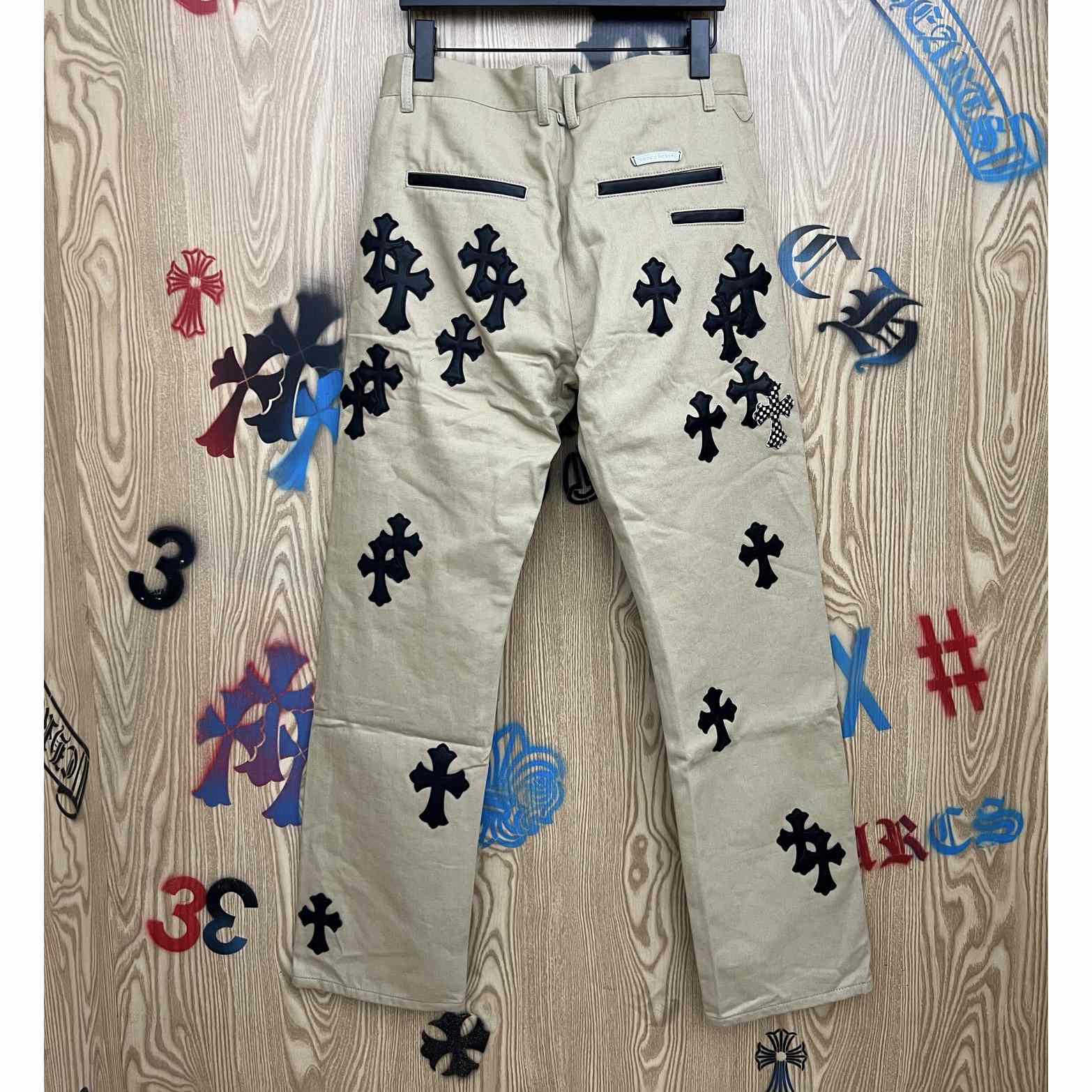 Chrome Hearts  Jeans  - DesignerGu