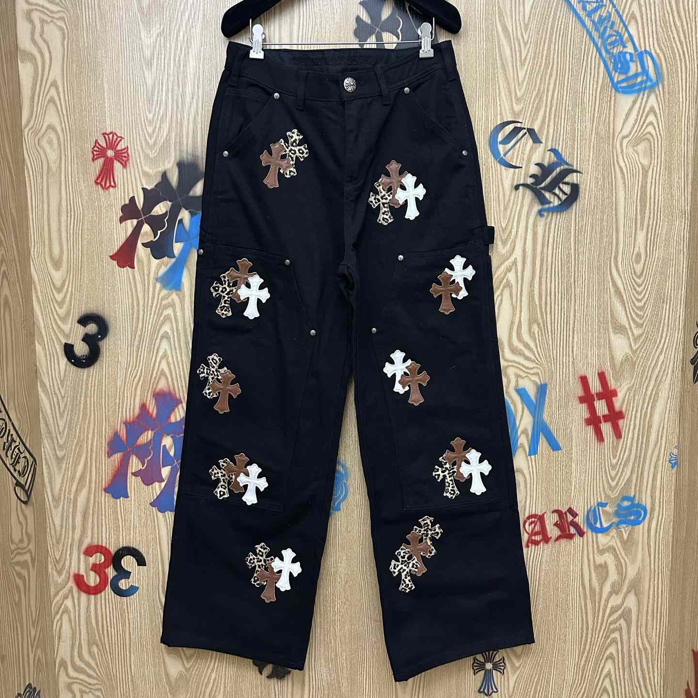 Chrome Hearts  Jeans  - DesignerGu