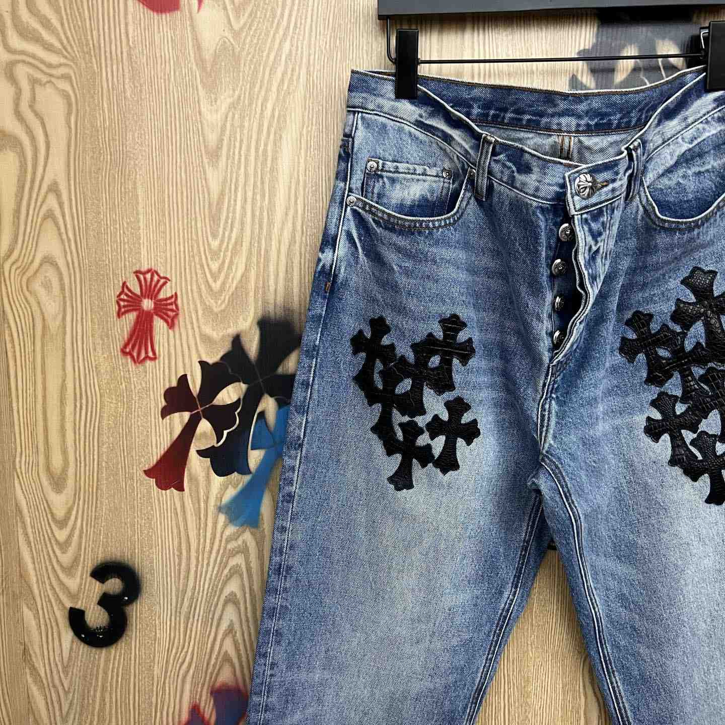 Chrome Hearts  Jeans  - DesignerGu
