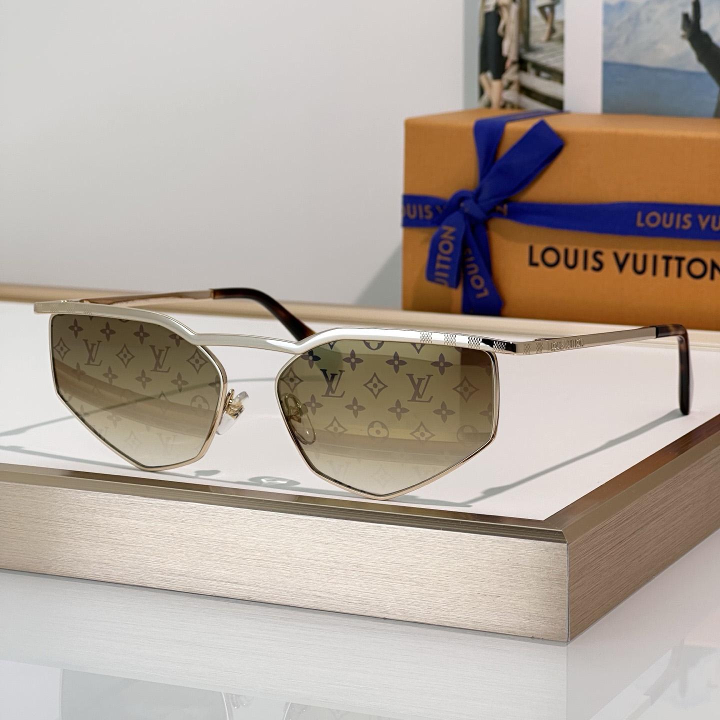 Louis Vuitton Z2786U Sunglasses   - DesignerGu