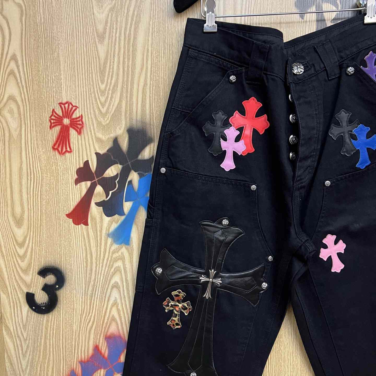 Chrome Hearts  Jeans  - DesignerGu